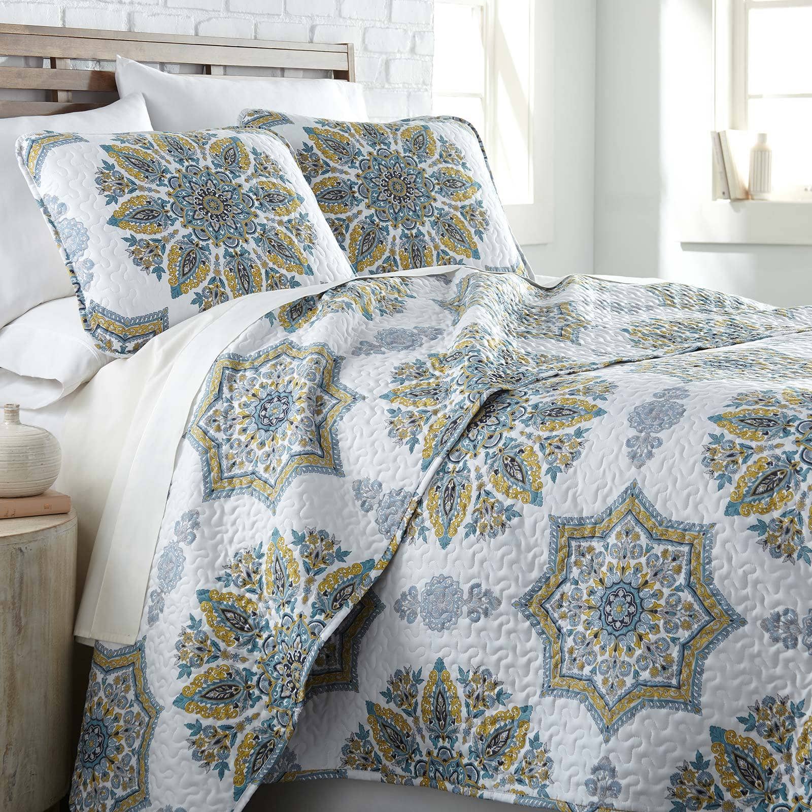 Infinity Reversible Quilt and Sham Set in Aqua#color_infinity-aqua