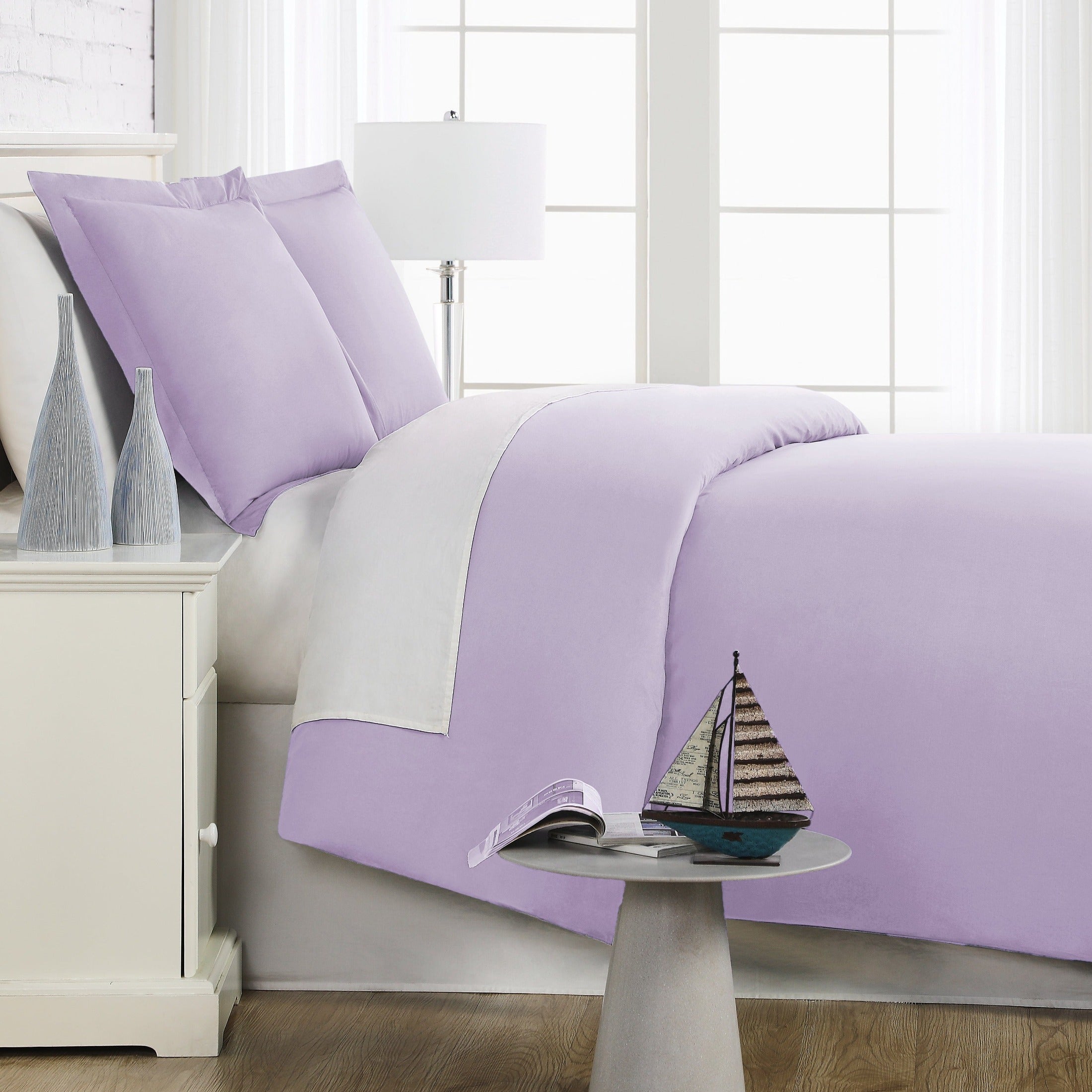 Side View of Everyday Essentials Duvet Cover Set in Evening Haze#color_evening-haze