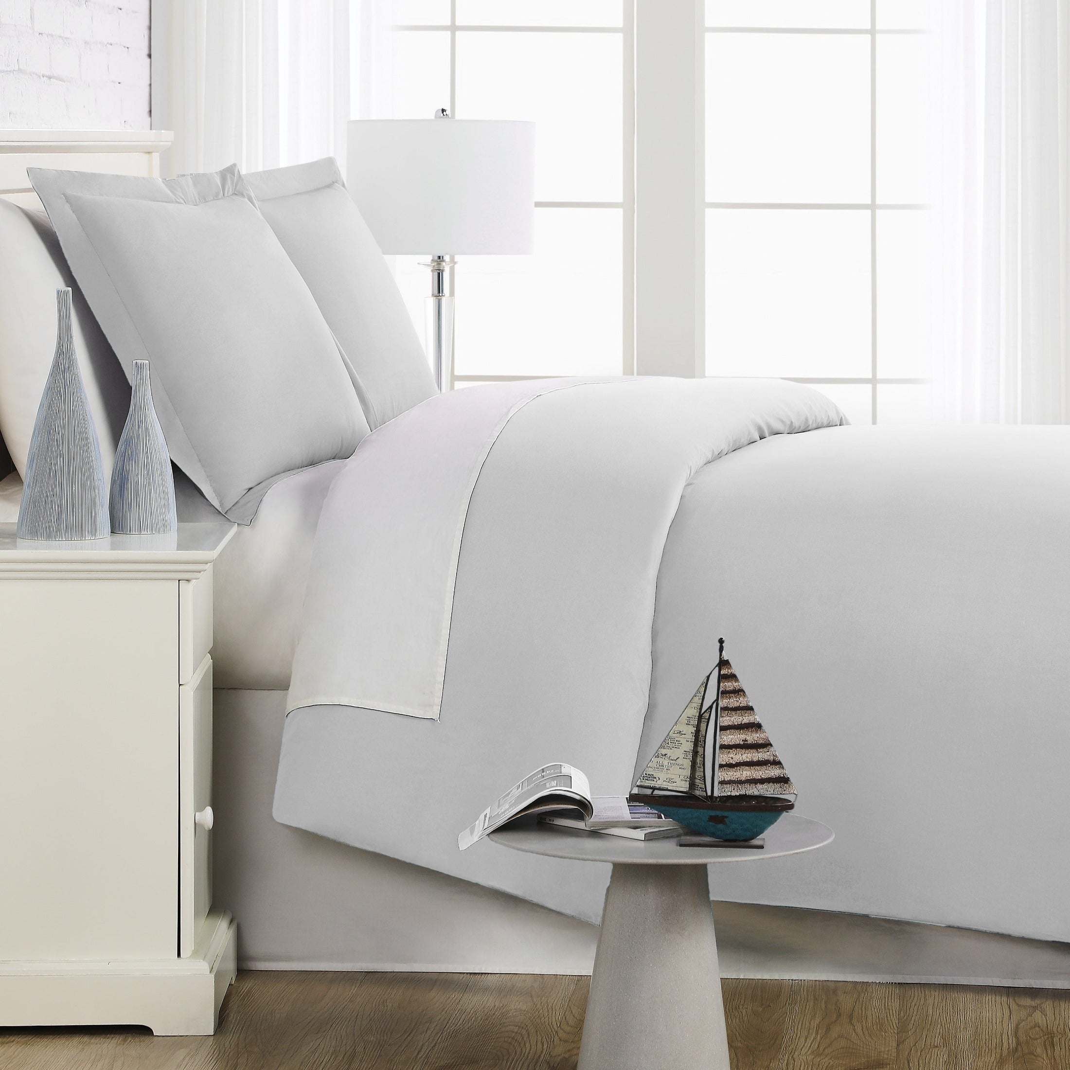 Side View of Everyday Essentials Duvet Cover Set in Light Grey#color_light-grey