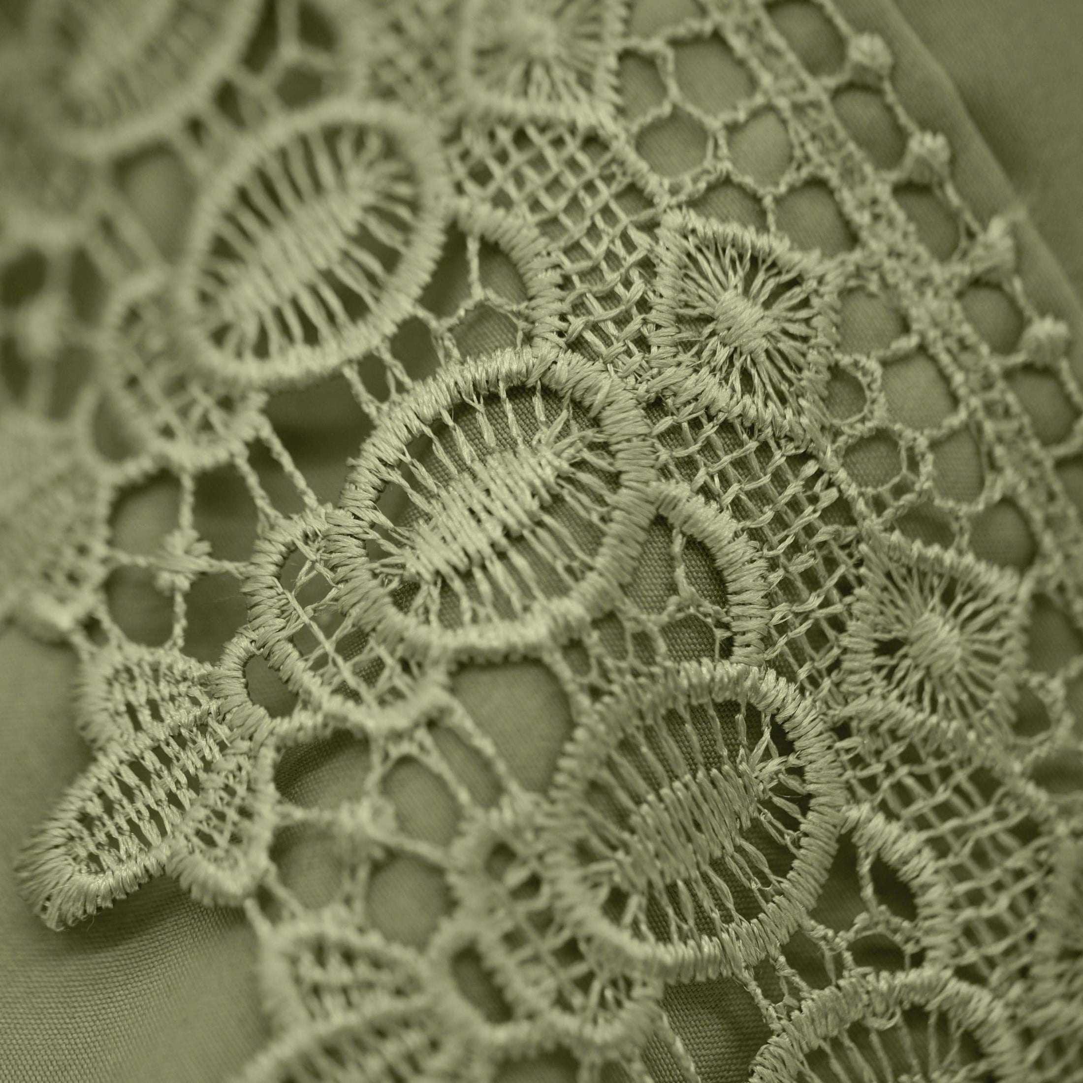 Vilano Lace Hem Pillow Cases