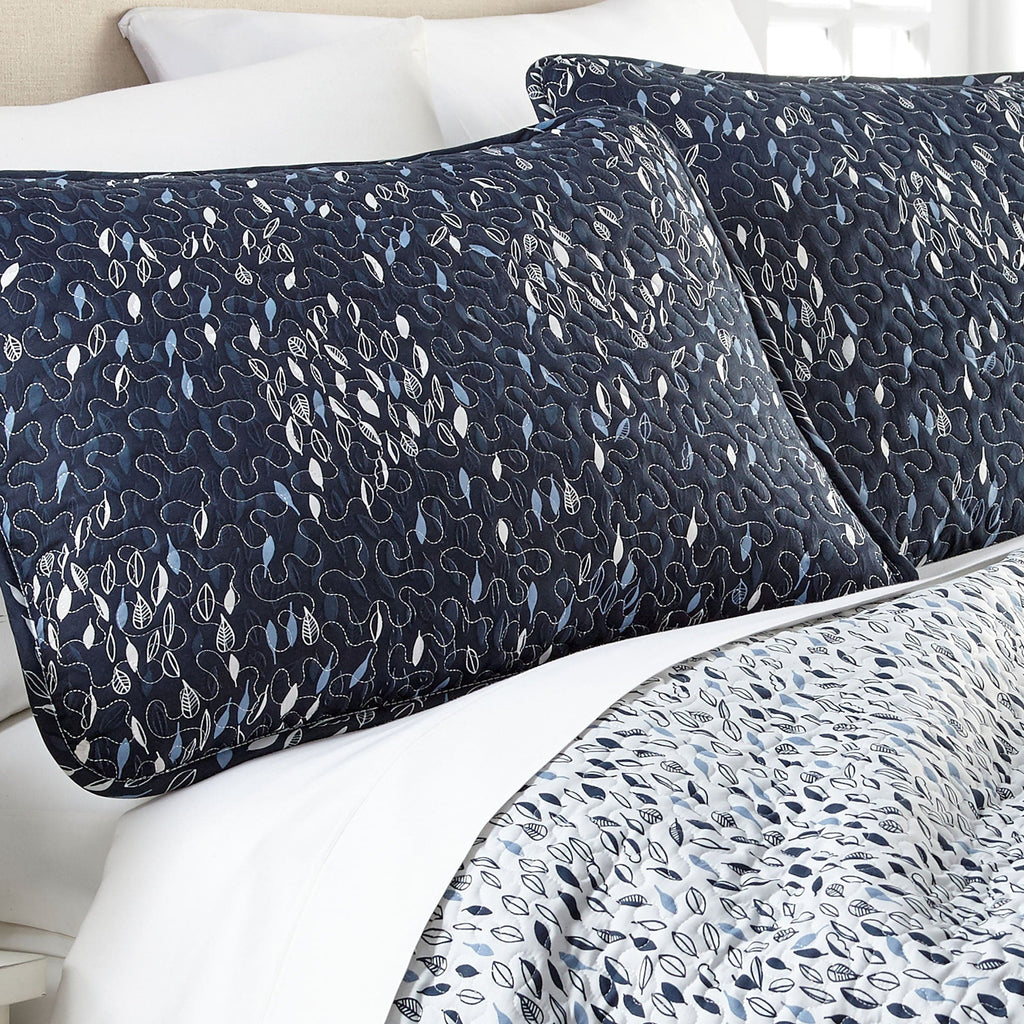 Botanical Leaves Reversible Quilt Set