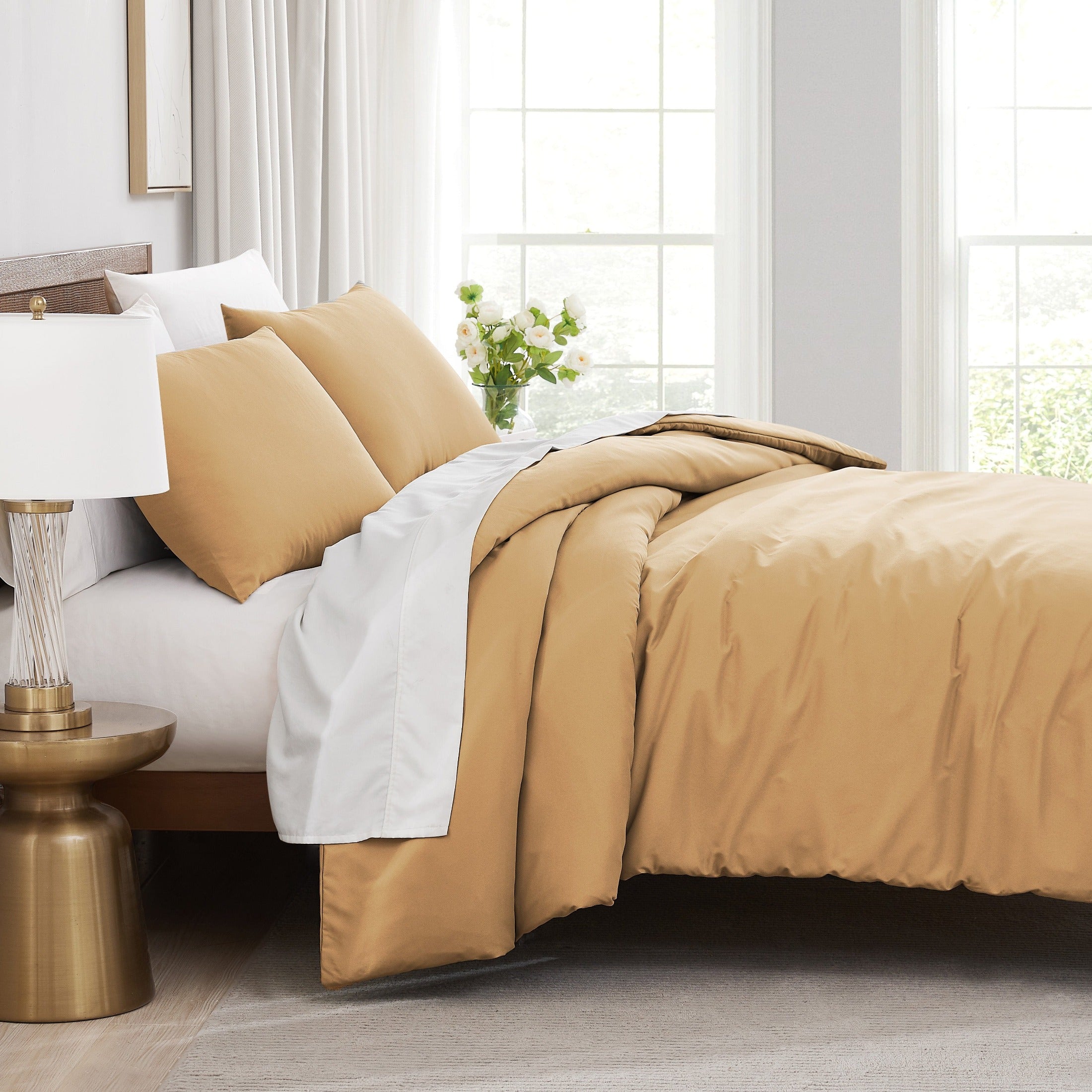 Side View of Vilano Duvet Cover Set in Gold#color_vilano-gold