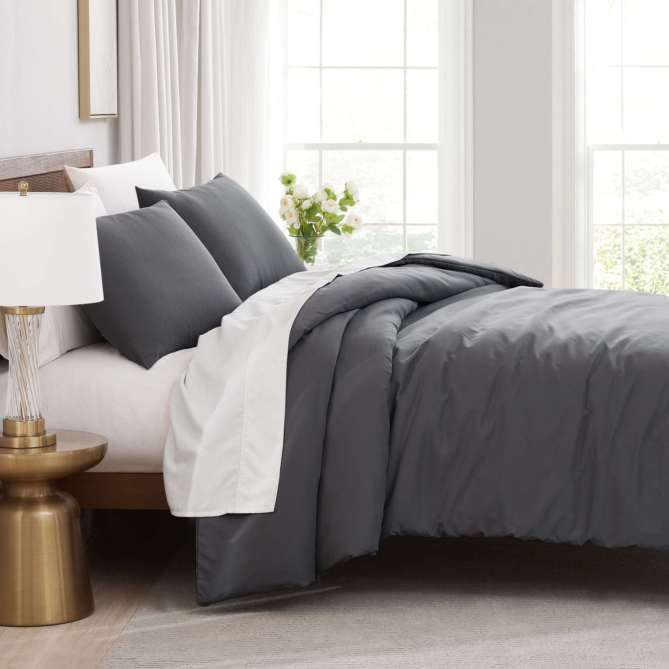 Side View of Vilano Duvet Cover Set in Slate#color_vilano-slate