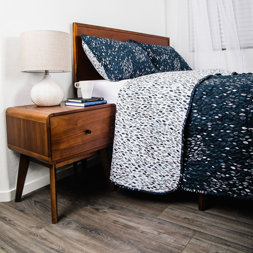 Botanical Leaves Reversible Quilt Set