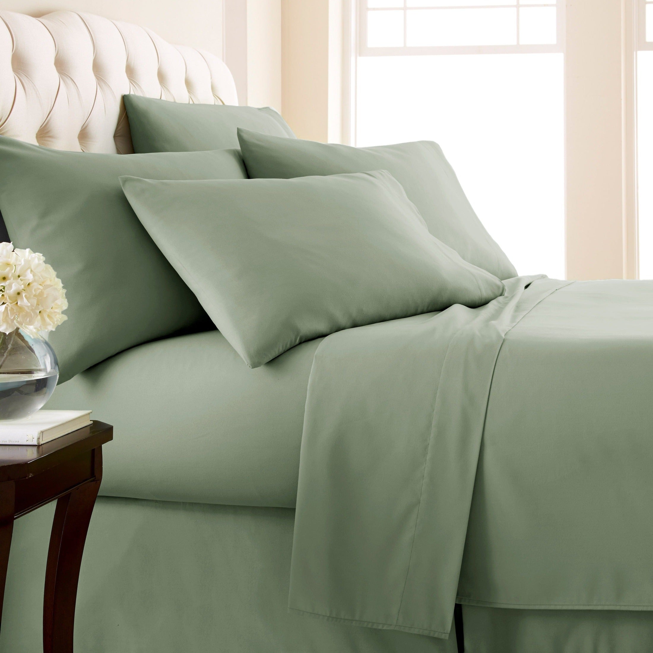 Side View of Everyday Essentials 6-Piece Sheet Set in Dark Green#color_dark-green