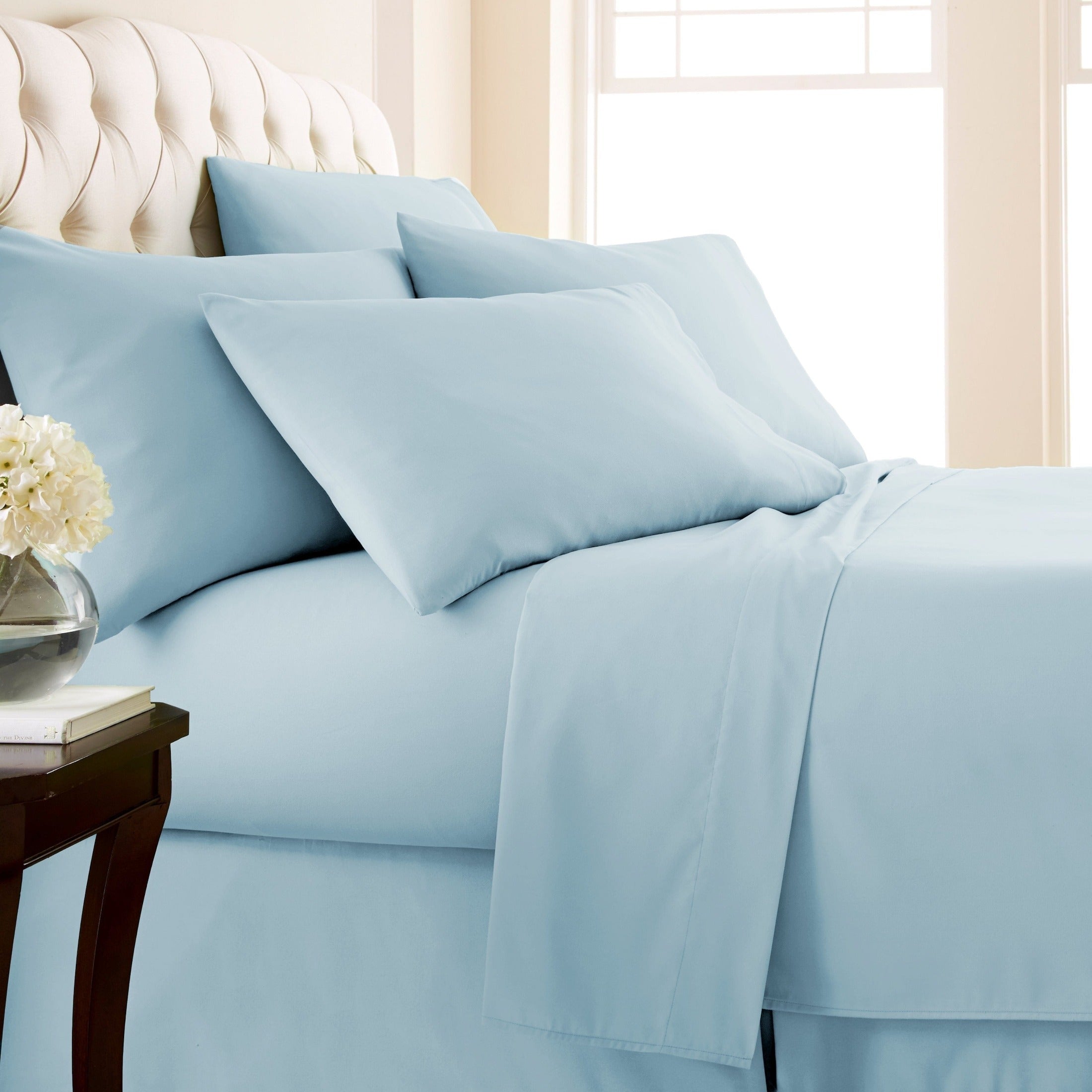 Side View of Everyday Essentials 6-Piece Sheet Set in Sky Blue#color_light-blue