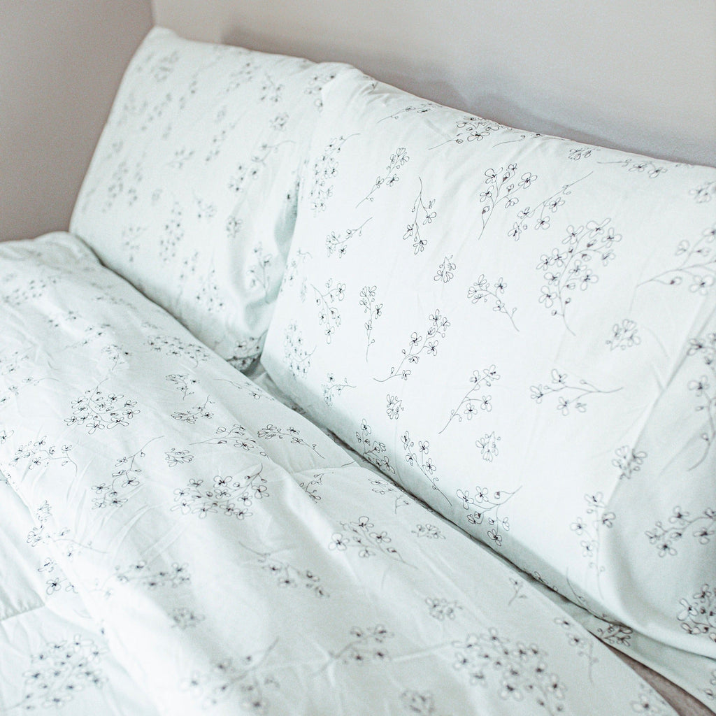 Sweet Florals Comforter Set