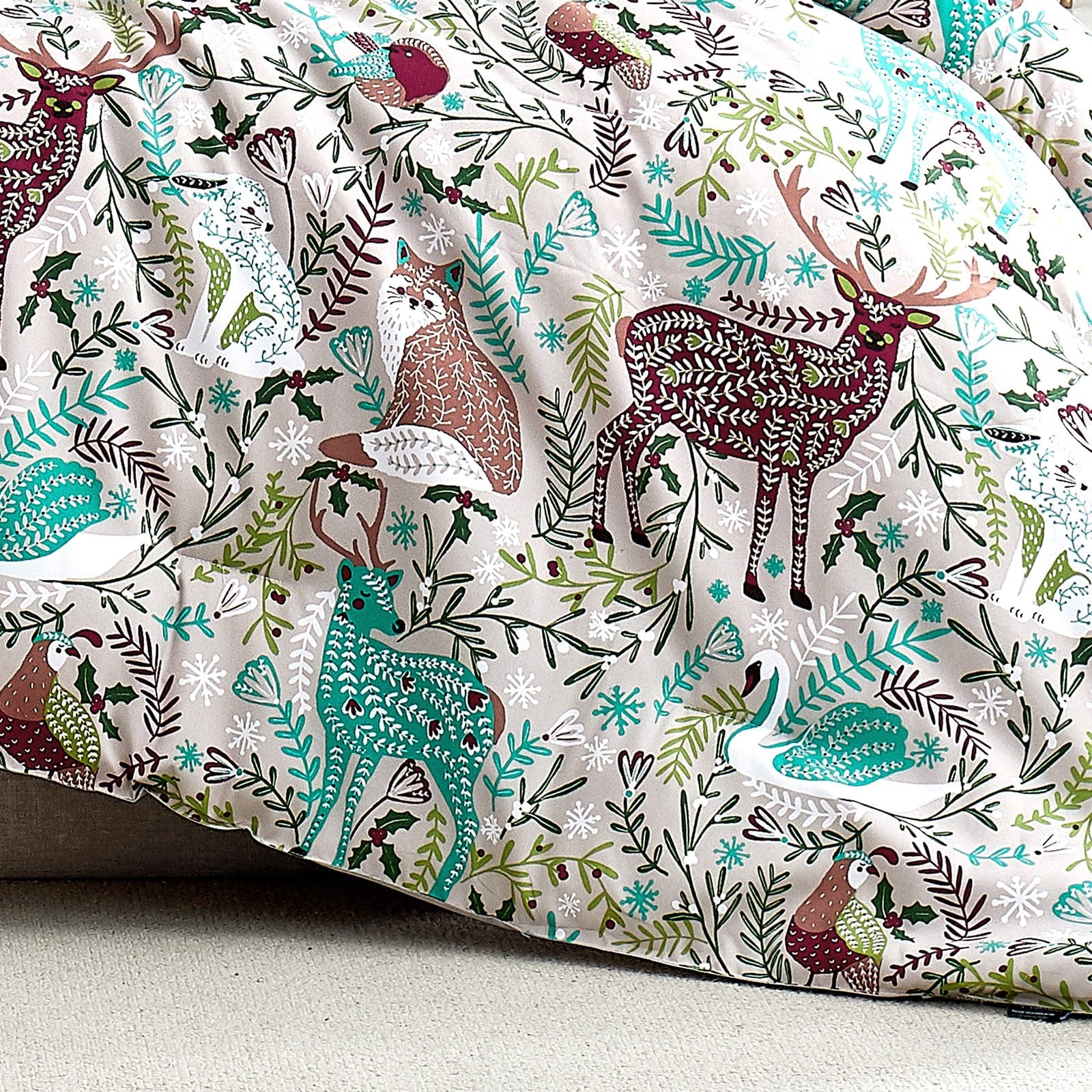 Christmas Woodland 6-Piece Comforter Bedding Set