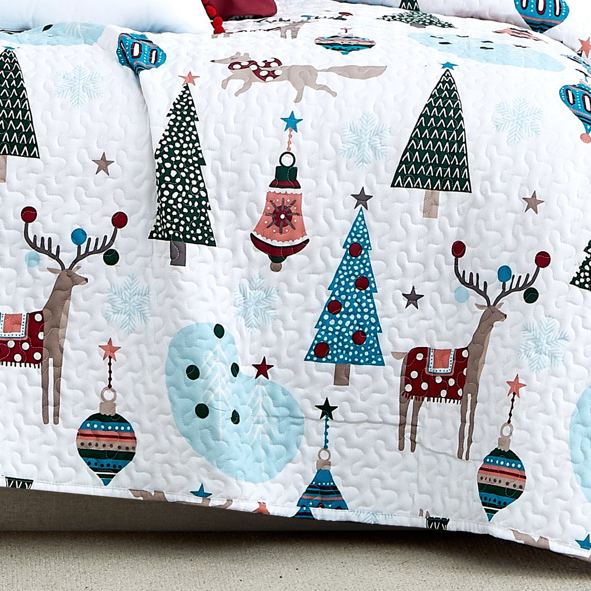 Winter Wonderland 6-Piece Quilt Bedding Set