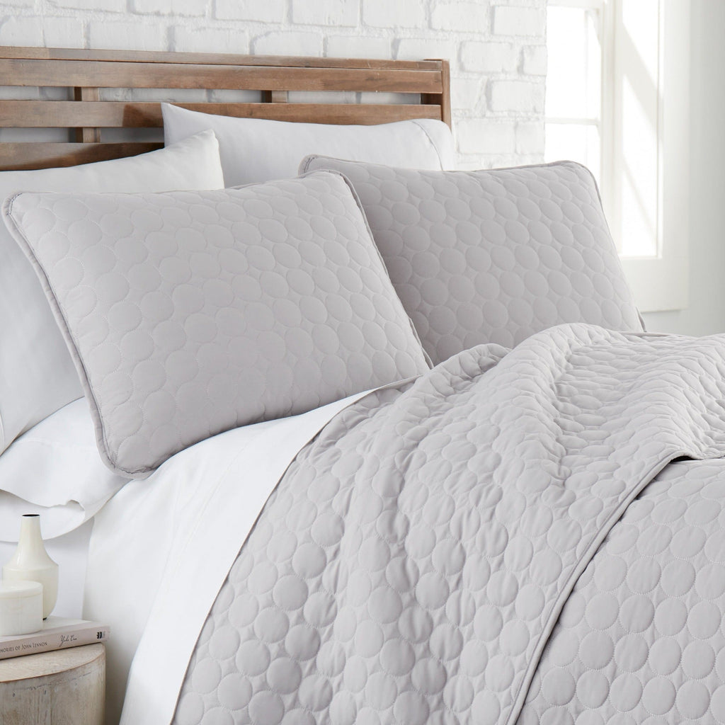 Southshore Essentials Quilt Set