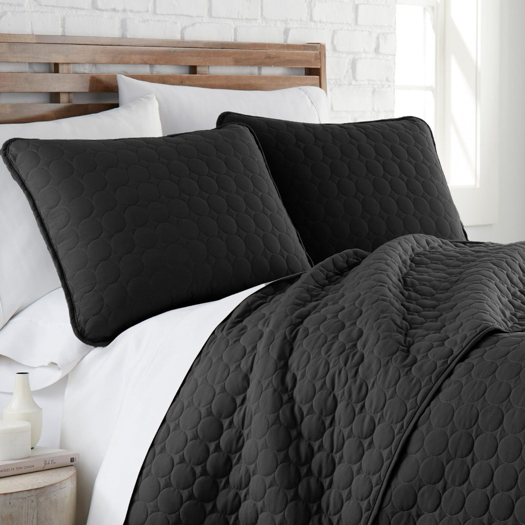 Southshore Essentials Quilt Set