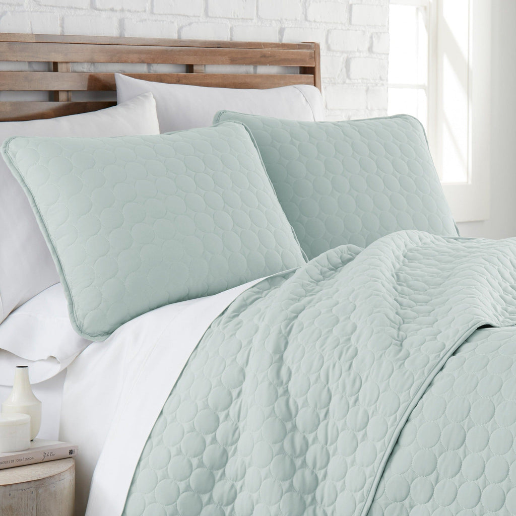 Southshore Essentials Quilt Set