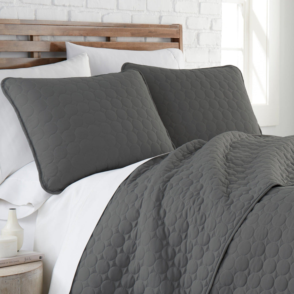 Southshore Essentials Quilt Set