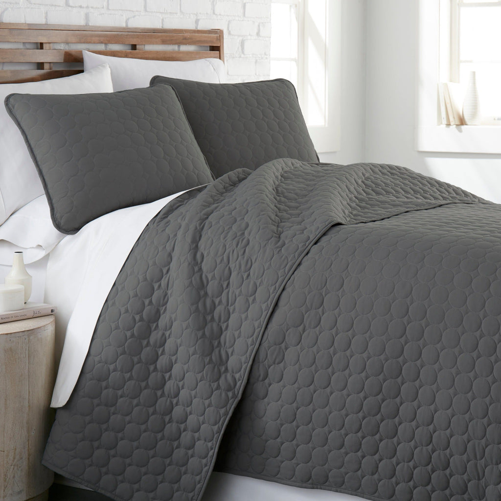 Southshore Essentials Quilt Set