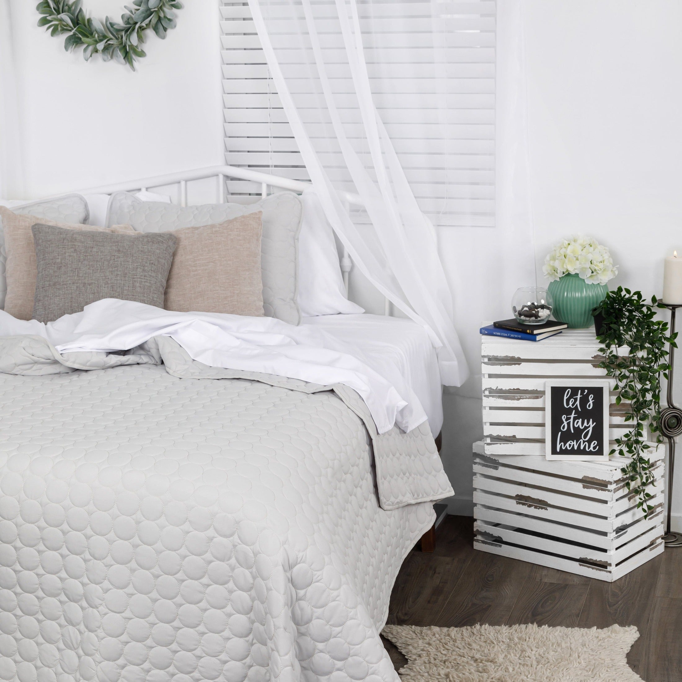 Southshore Essentials Quilt Set