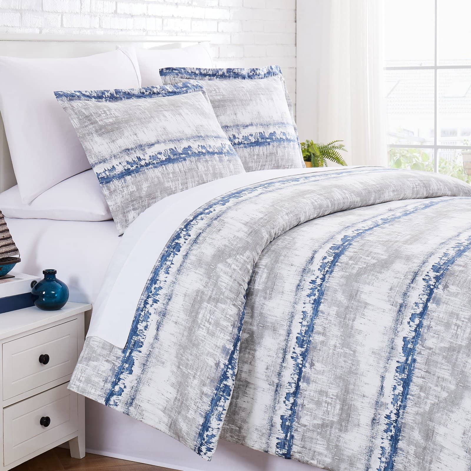 Abstraction Duvet in Blue#color_abstraction-blue