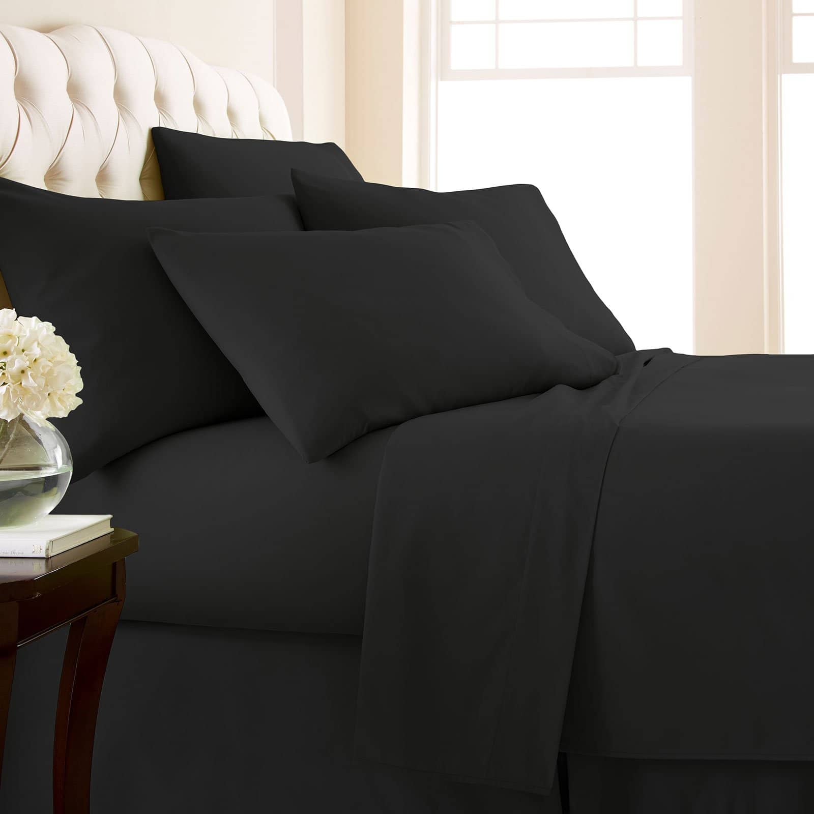 Side View of Vilano Extra Deep Pocket 6-Piece Sheet Set in Black#color_vilano-black