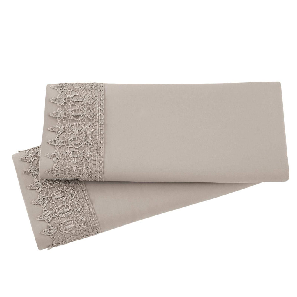 Vilano Lace Hem Pillow Cases