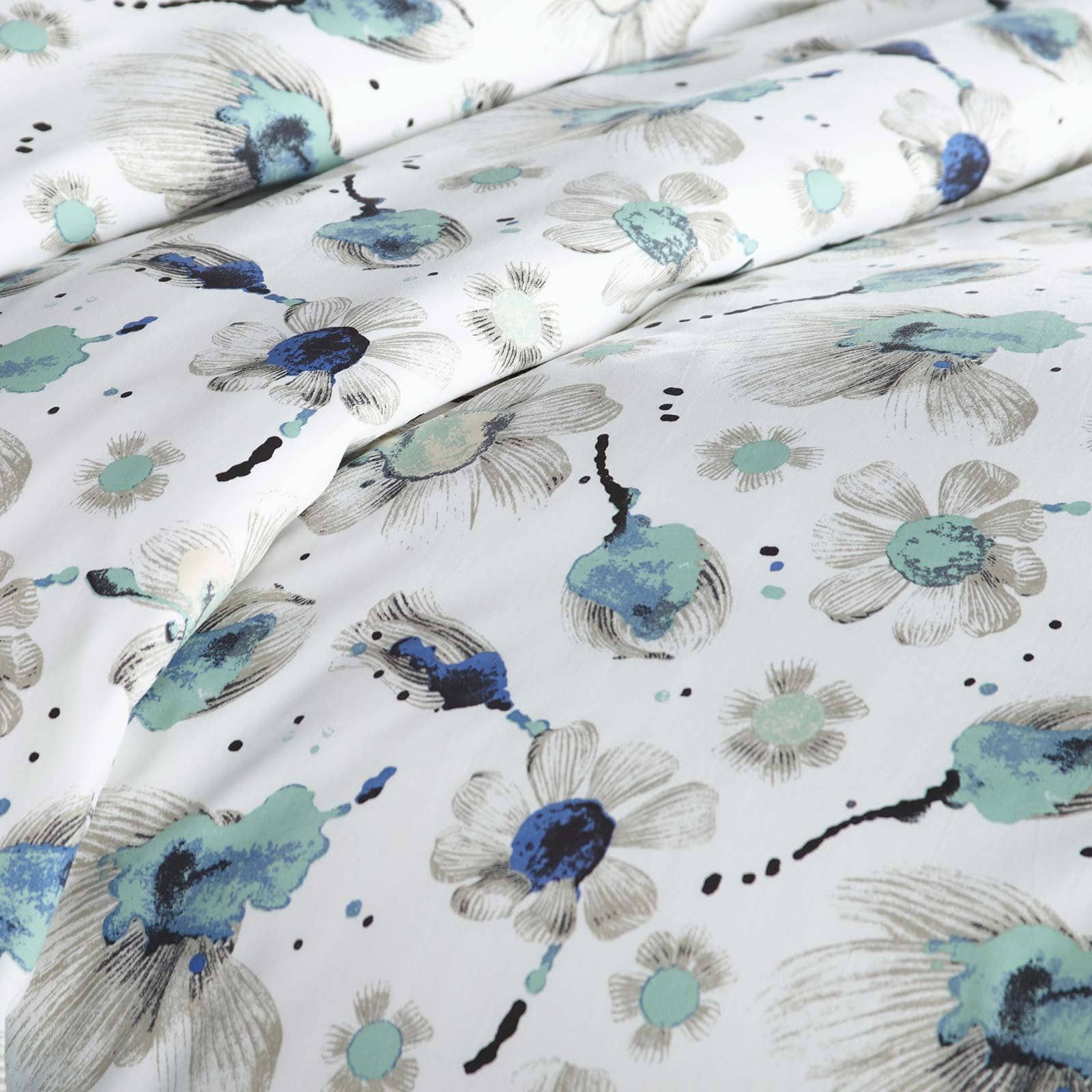 Grand Symphony Duvet Cover Set