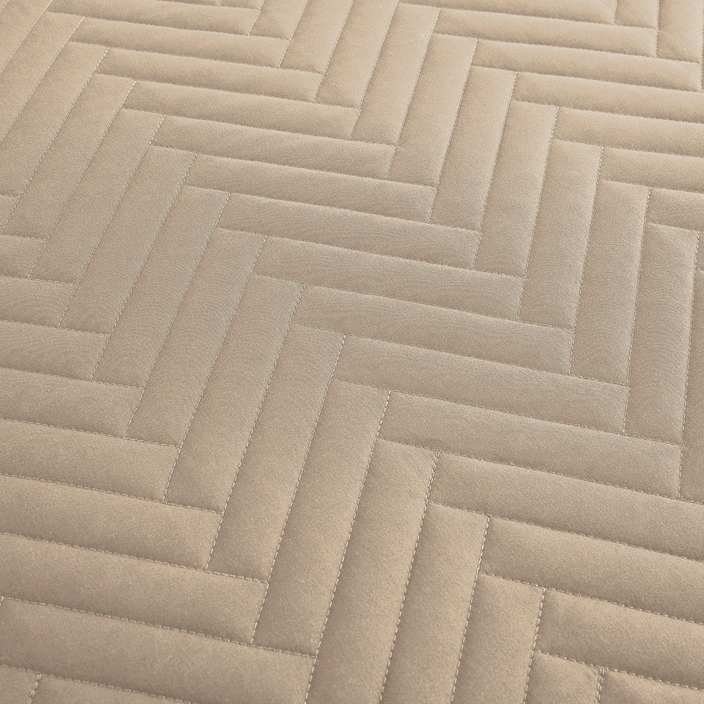 Chevron Oversized Quilt Set