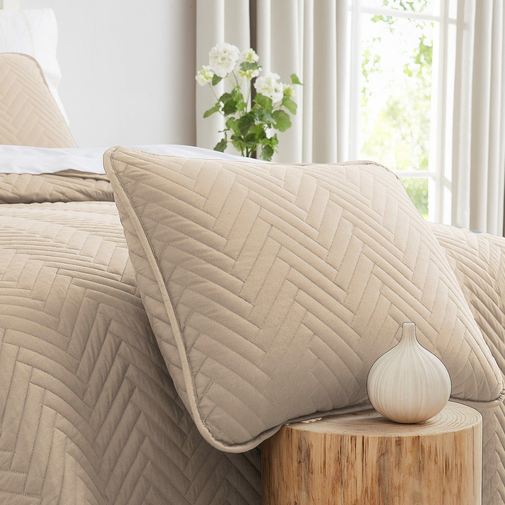 Chevron Oversized Quilt Set