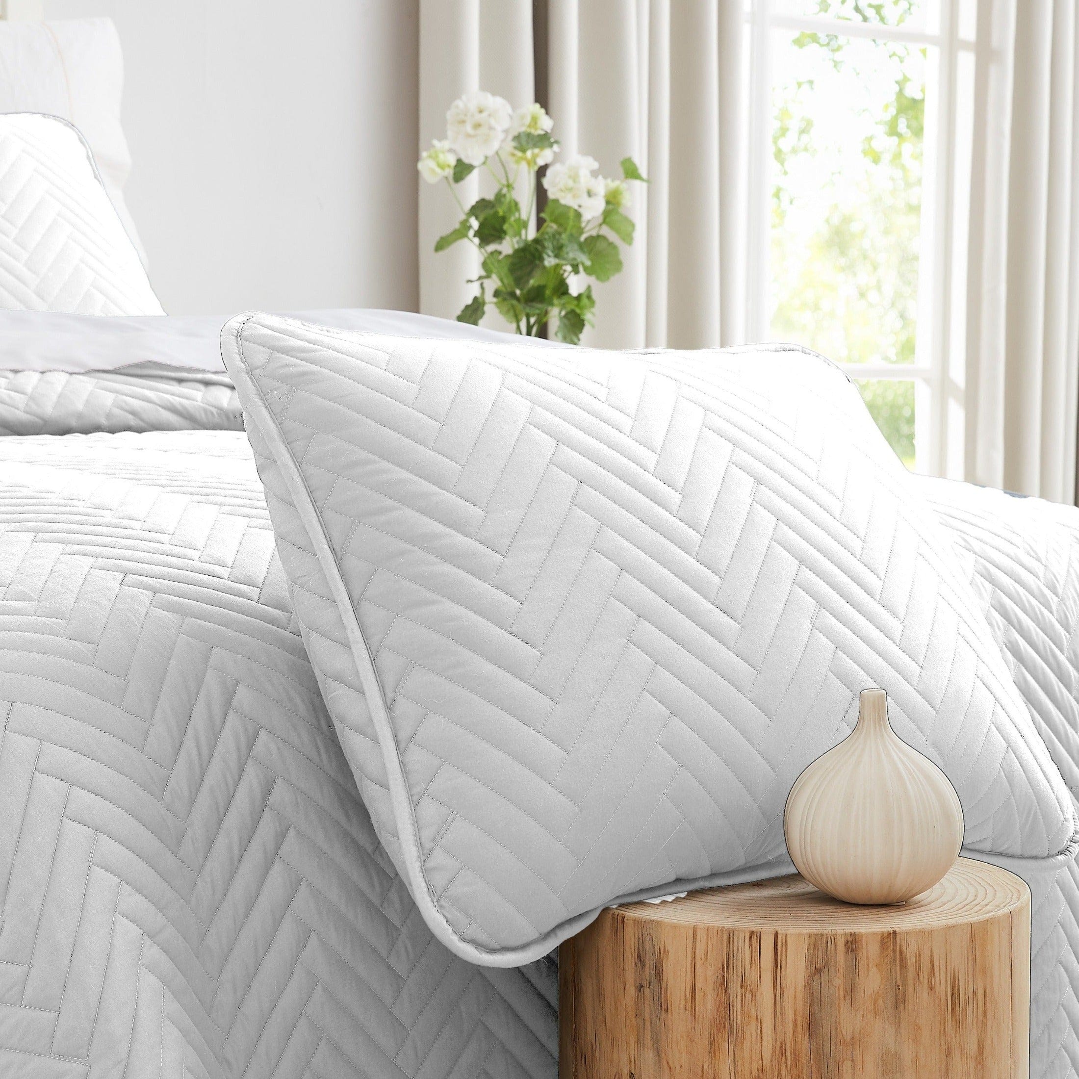 Chevron Oversized Quilt Set
