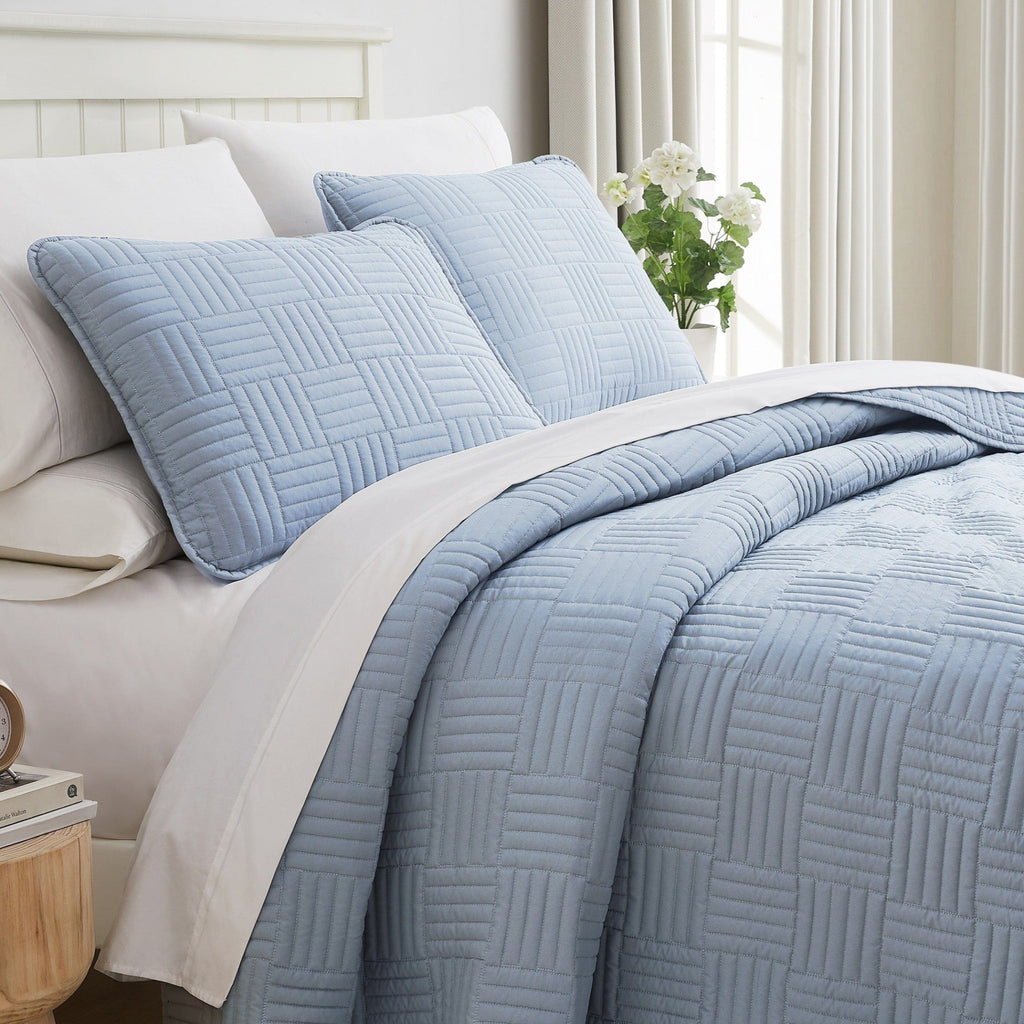 Grid Oversized Quilt Set