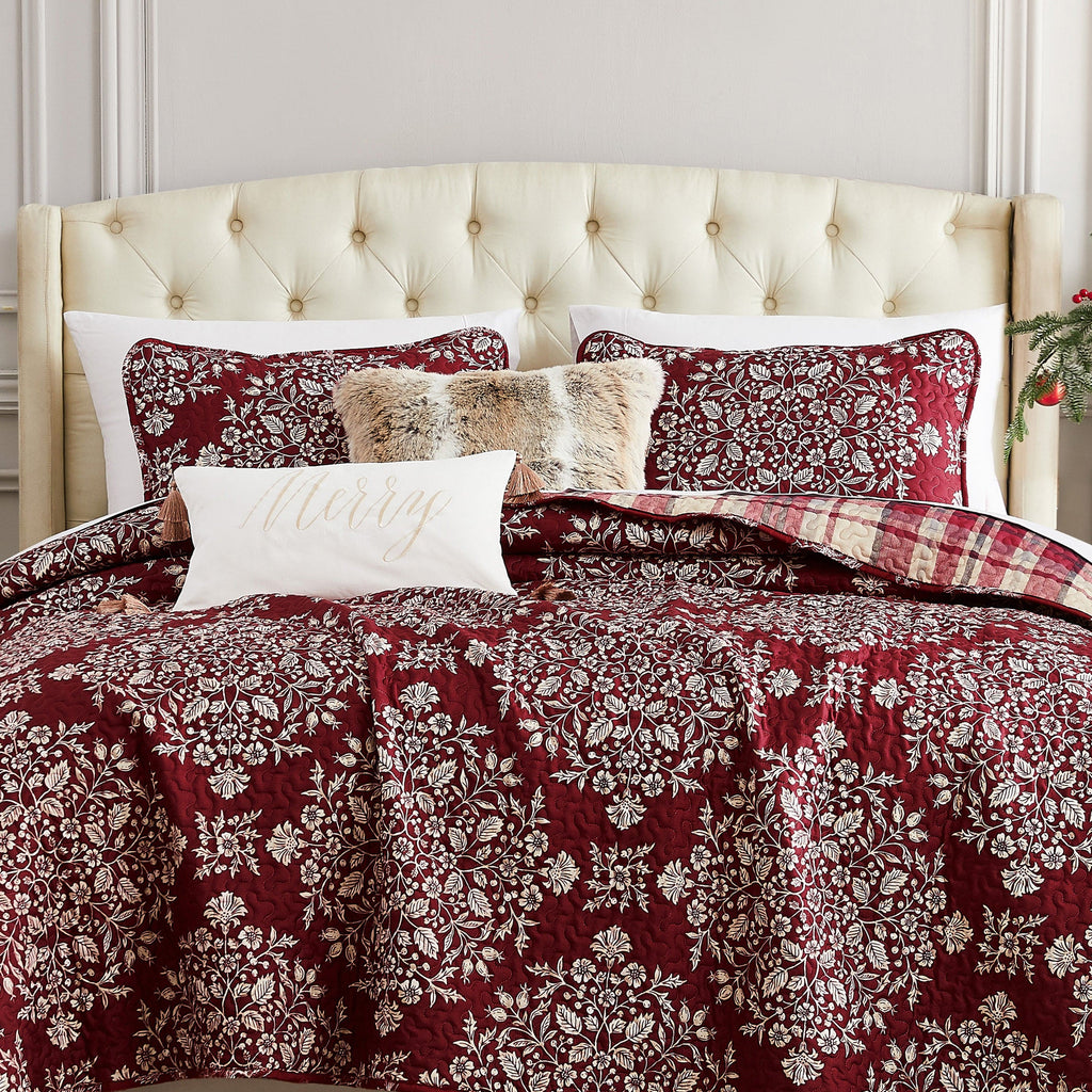 Christmas Carol Reversible 5-Piece Quilt Bedding Set