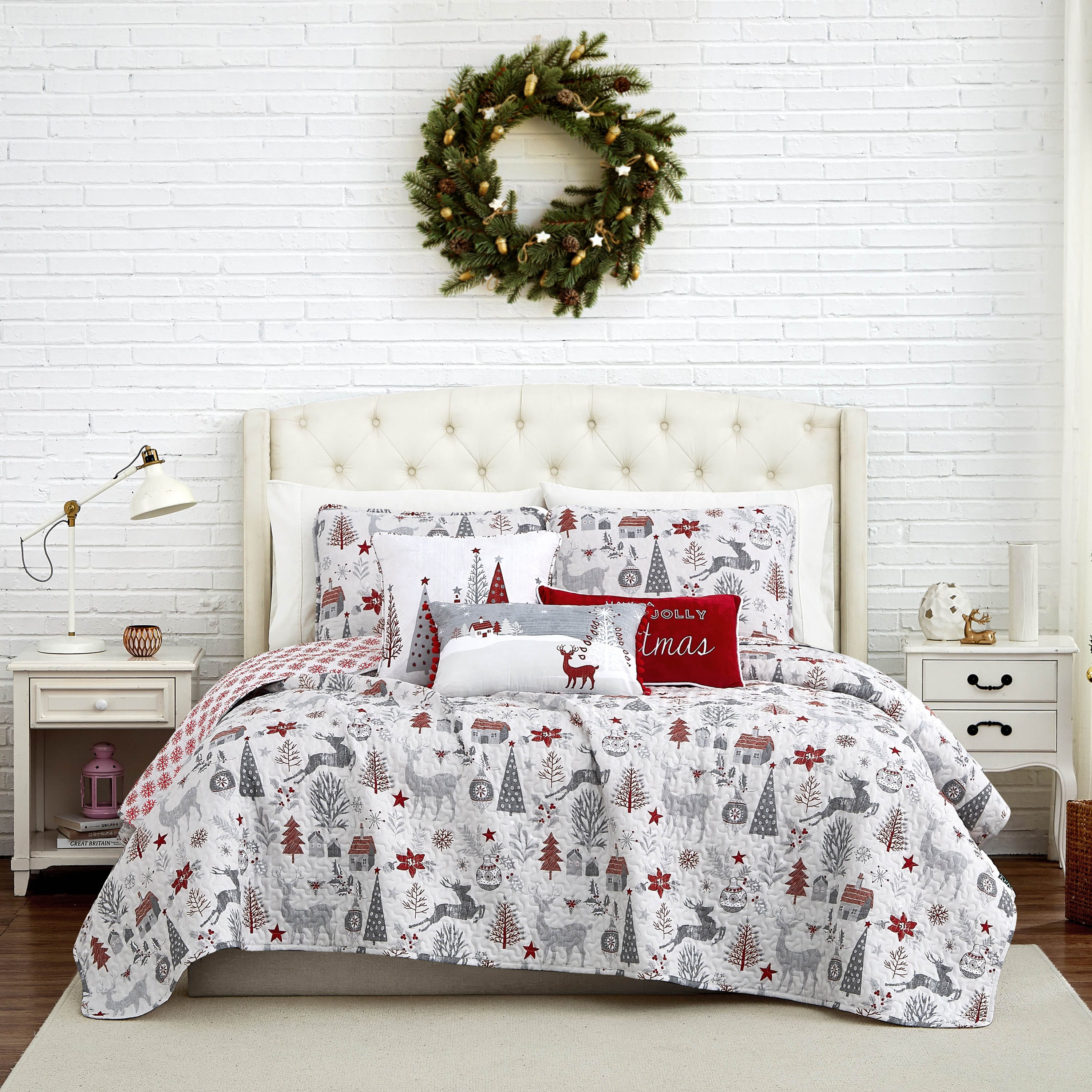 Holly Jolly Lane 6-Piece Quilt Bedding Set
