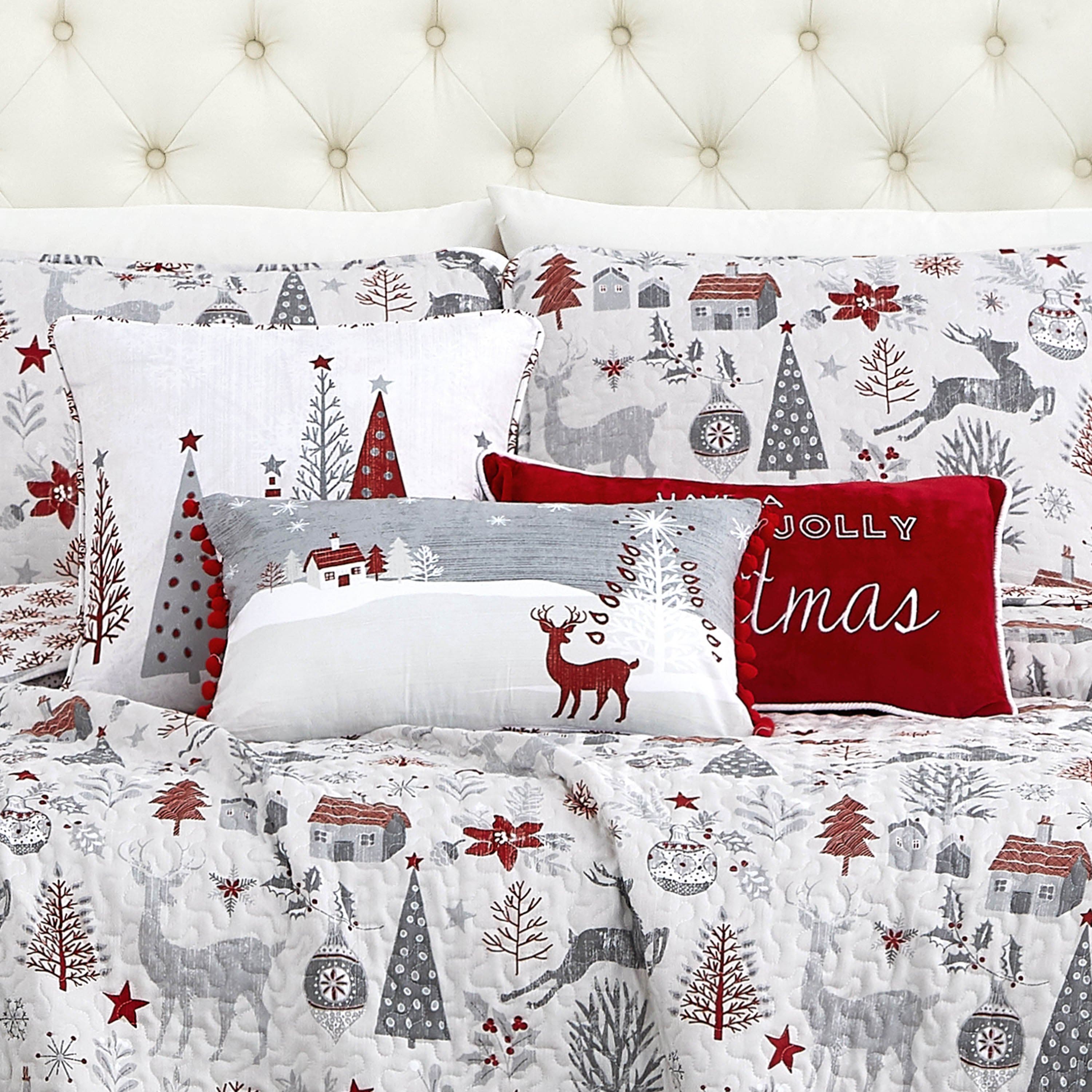 Holly Jolly Lane 6-Piece Quilt Bedding Set