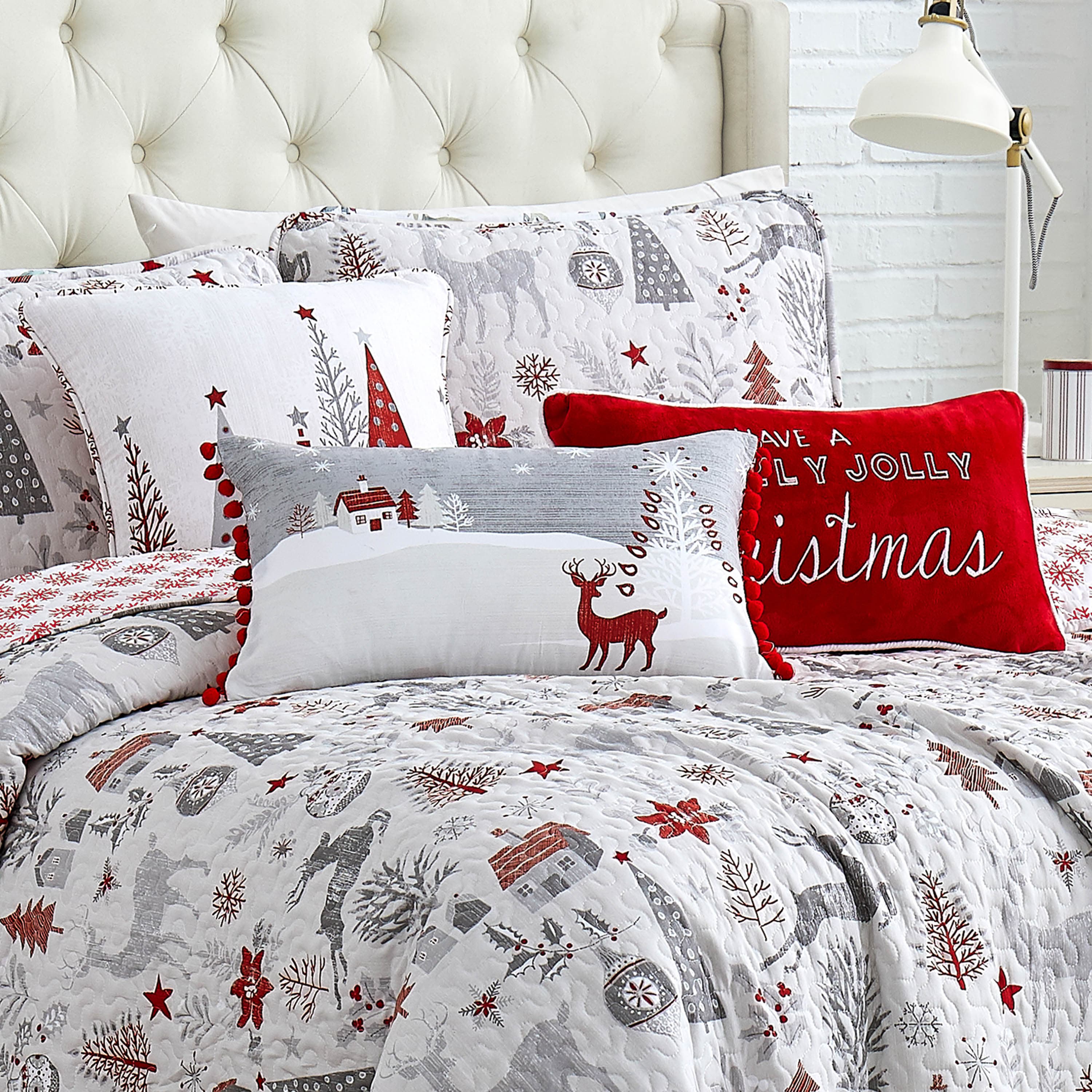 Holly Jolly Lane 6-Piece Quilt Bedding Set