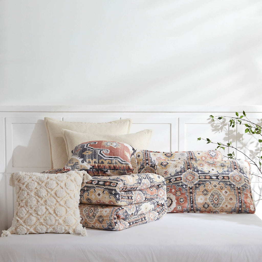 Kilim 7-Piece Quilt Bedding Set