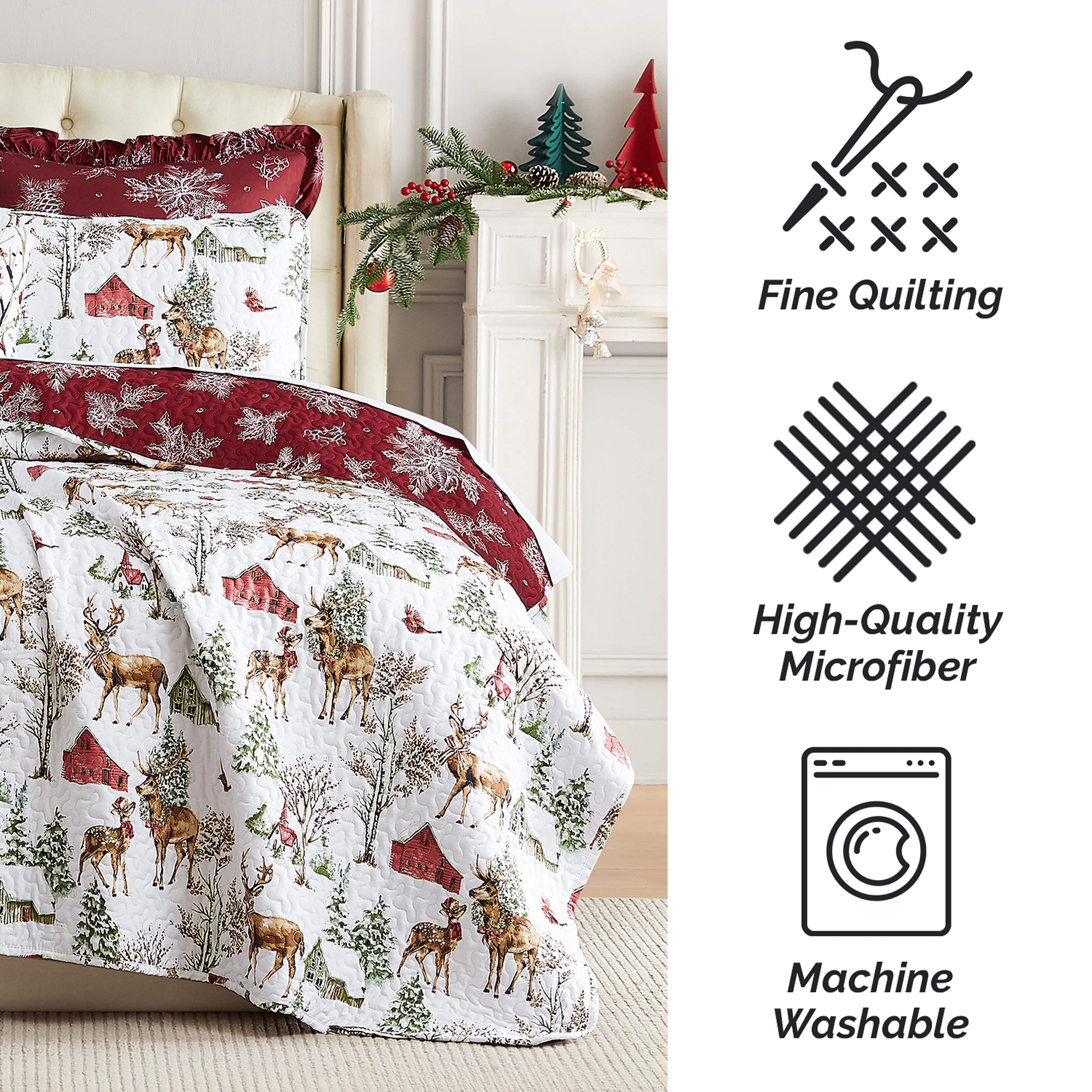 White Christmas Reversible 7-Piece Quilt Bedding Set