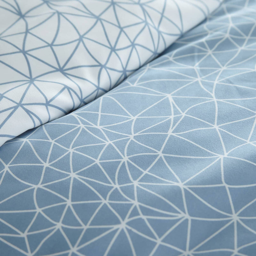 Geometric Maze Reversible Comforter Set