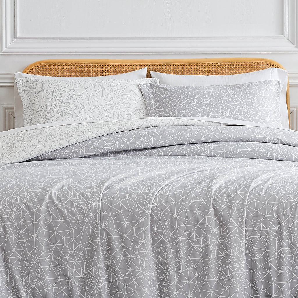 Geometric Maze Reversible Comforter Set