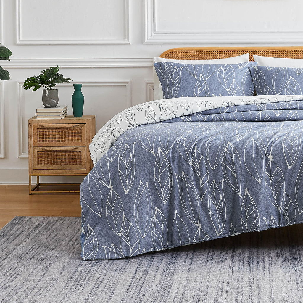Modern Foliage Reversible Comforter Set