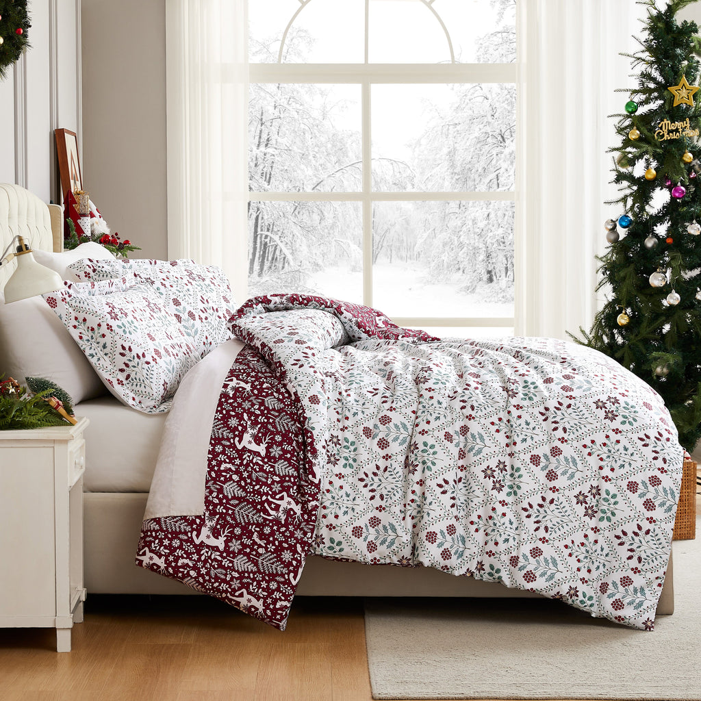Holiday Harmony Reversible Comforter Set