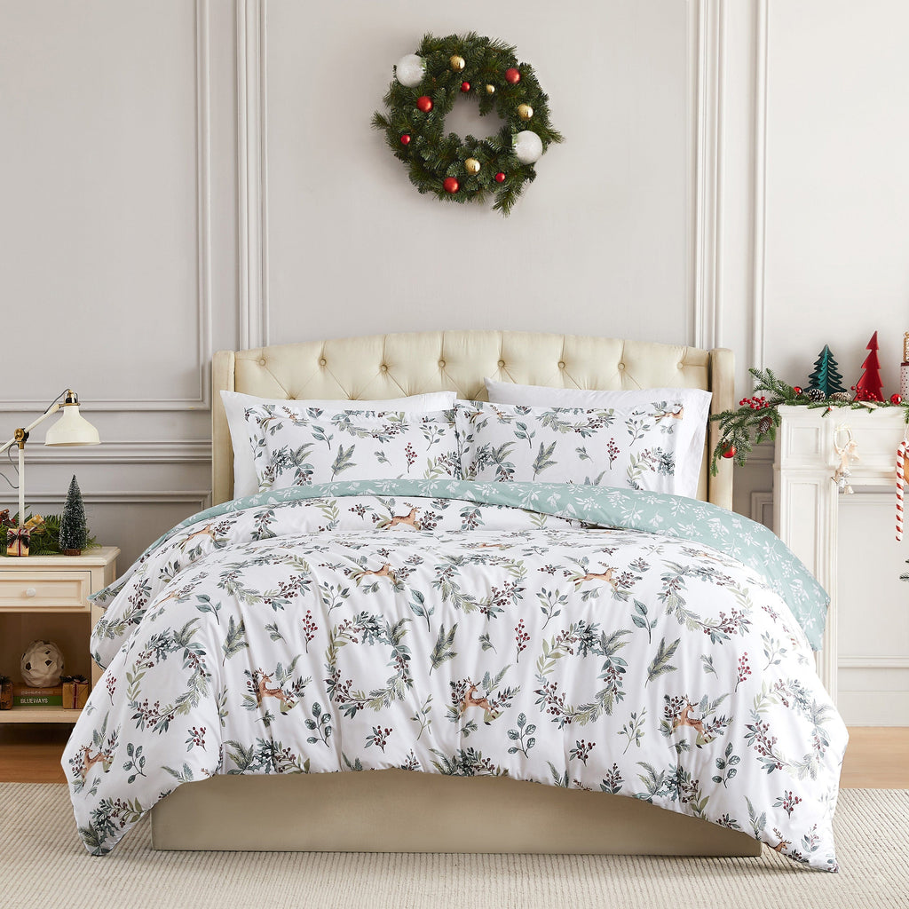 Happy Holidays Reversible Comforter Set