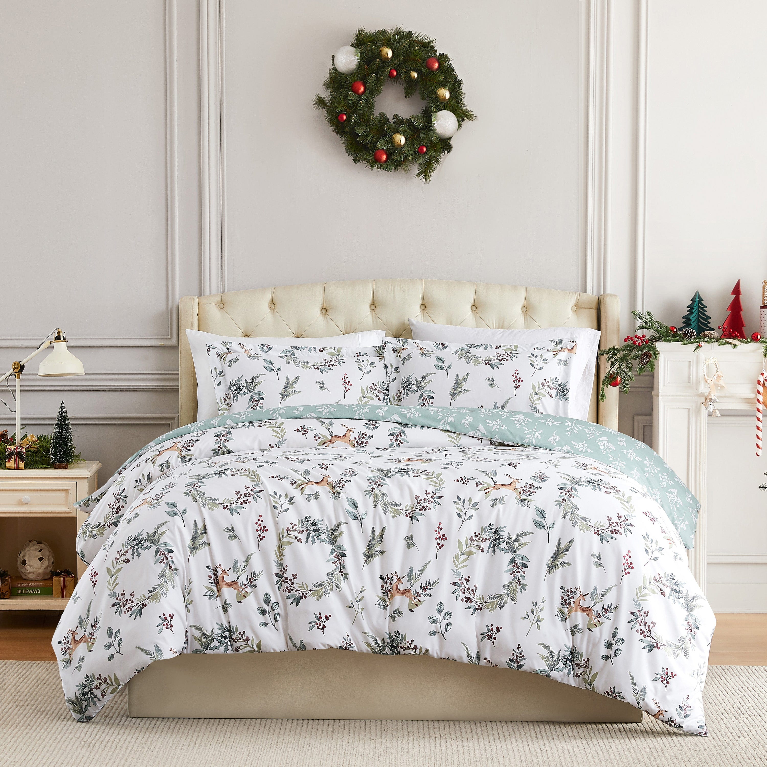 Happy Holidays Reversible Comforter Set