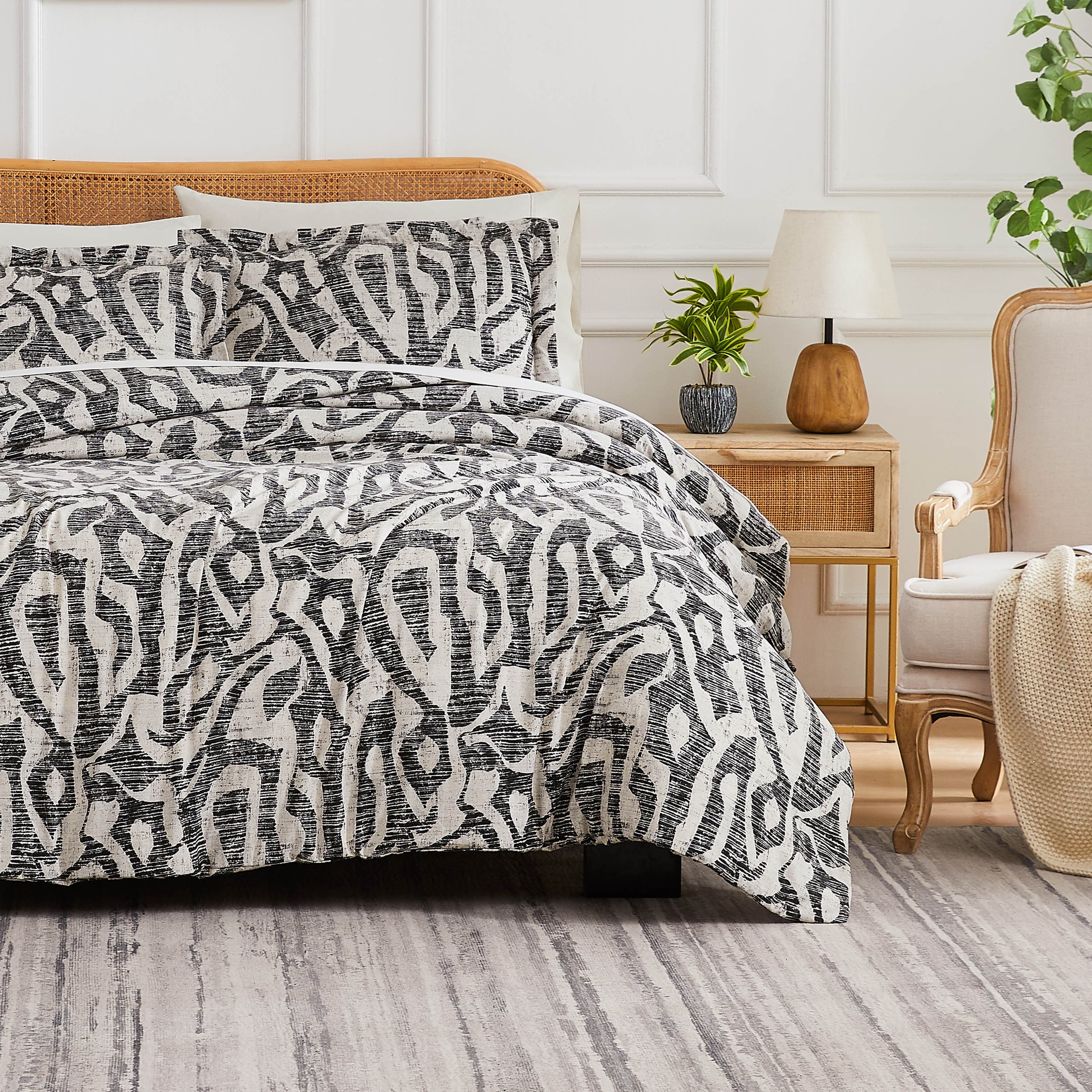 Khari Oversized Comforter Set