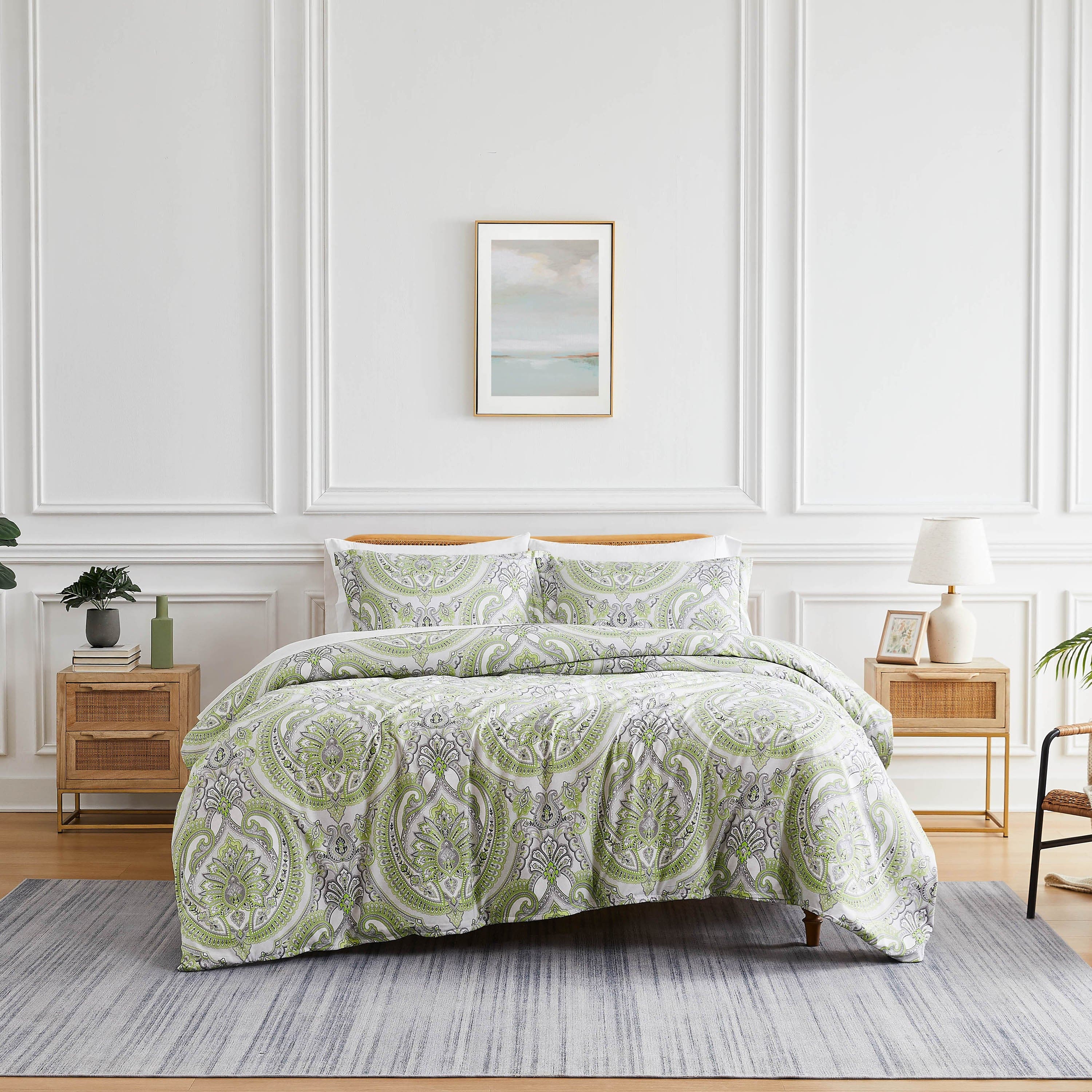 Front View of Pure Melody Comforter Set in green#color_pure-melody-green
