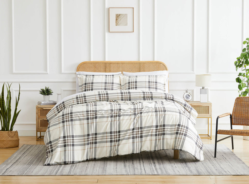 Vilano Plaid Comforter Set