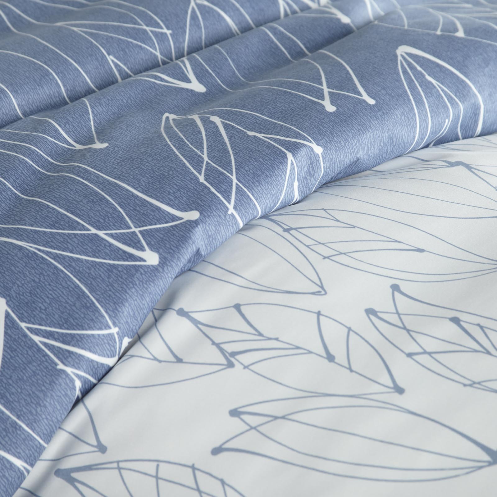 Modern Foliage Reversible Duvet Cover Set