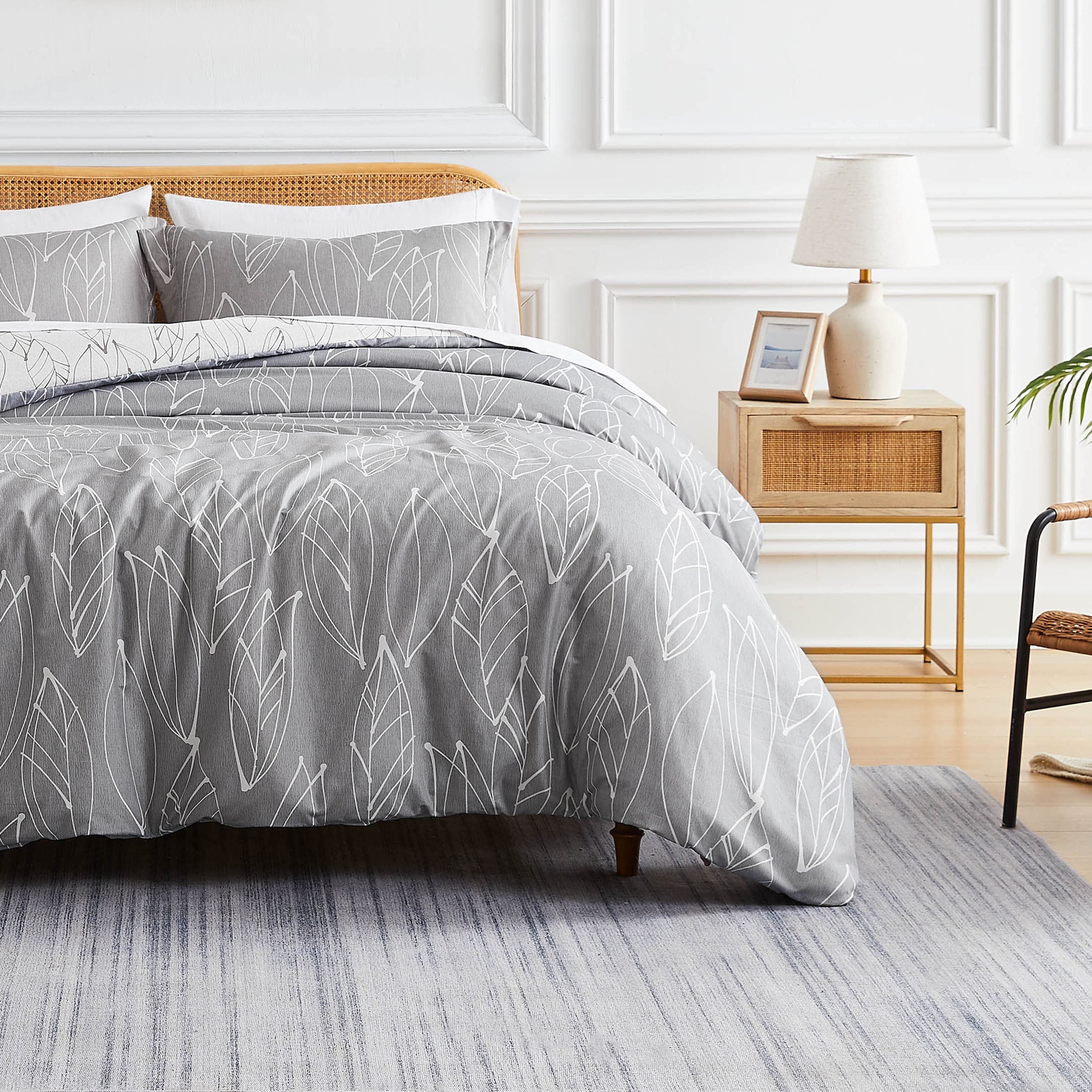 Modern Foliage Reversible Duvet Cover Set
