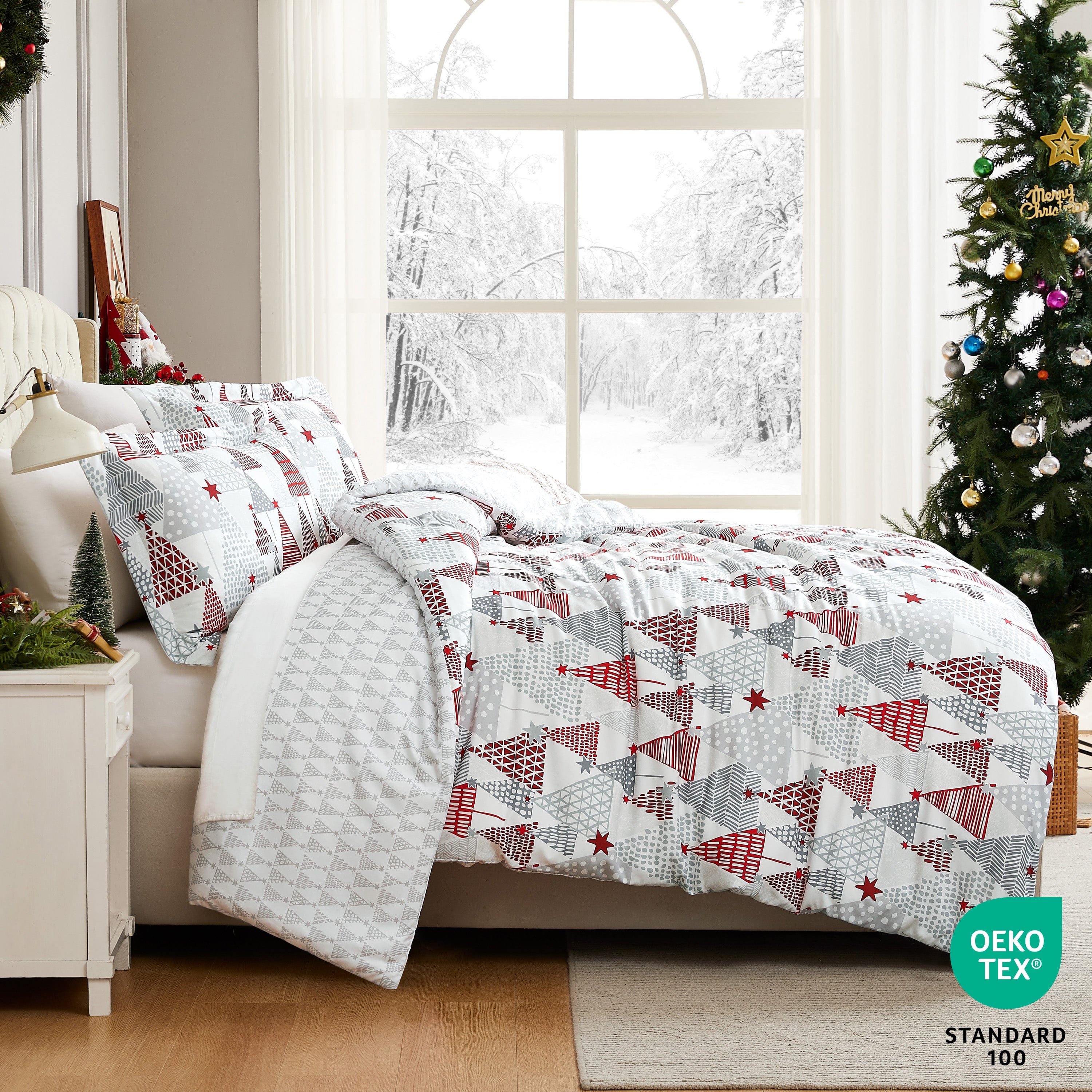 Merry and Bright Reversible Comforter Set