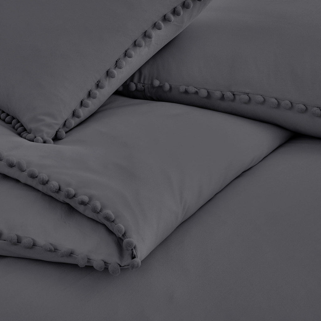 Pom-Pom Duvet Cover Set