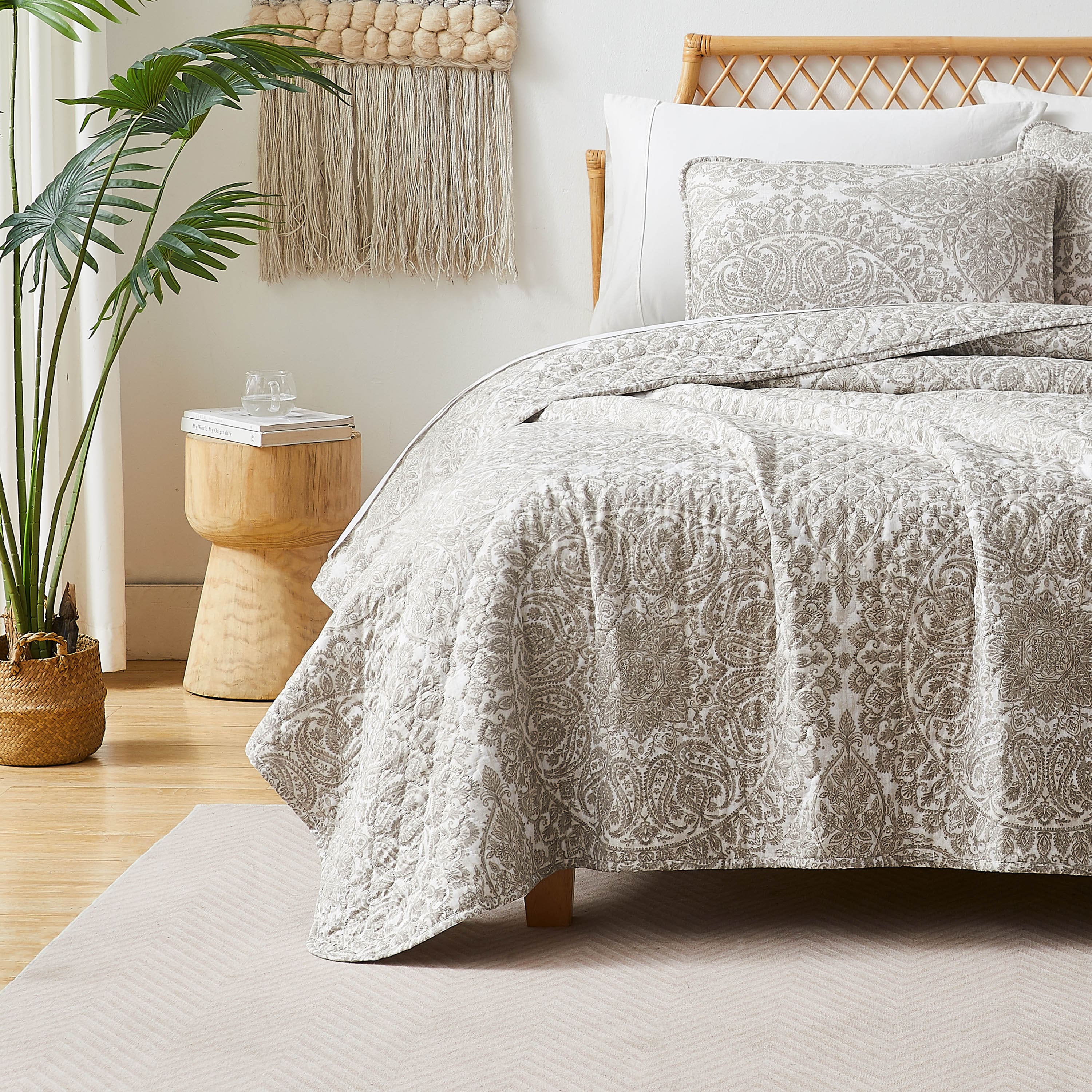Ashanti Oversized Quilt Set