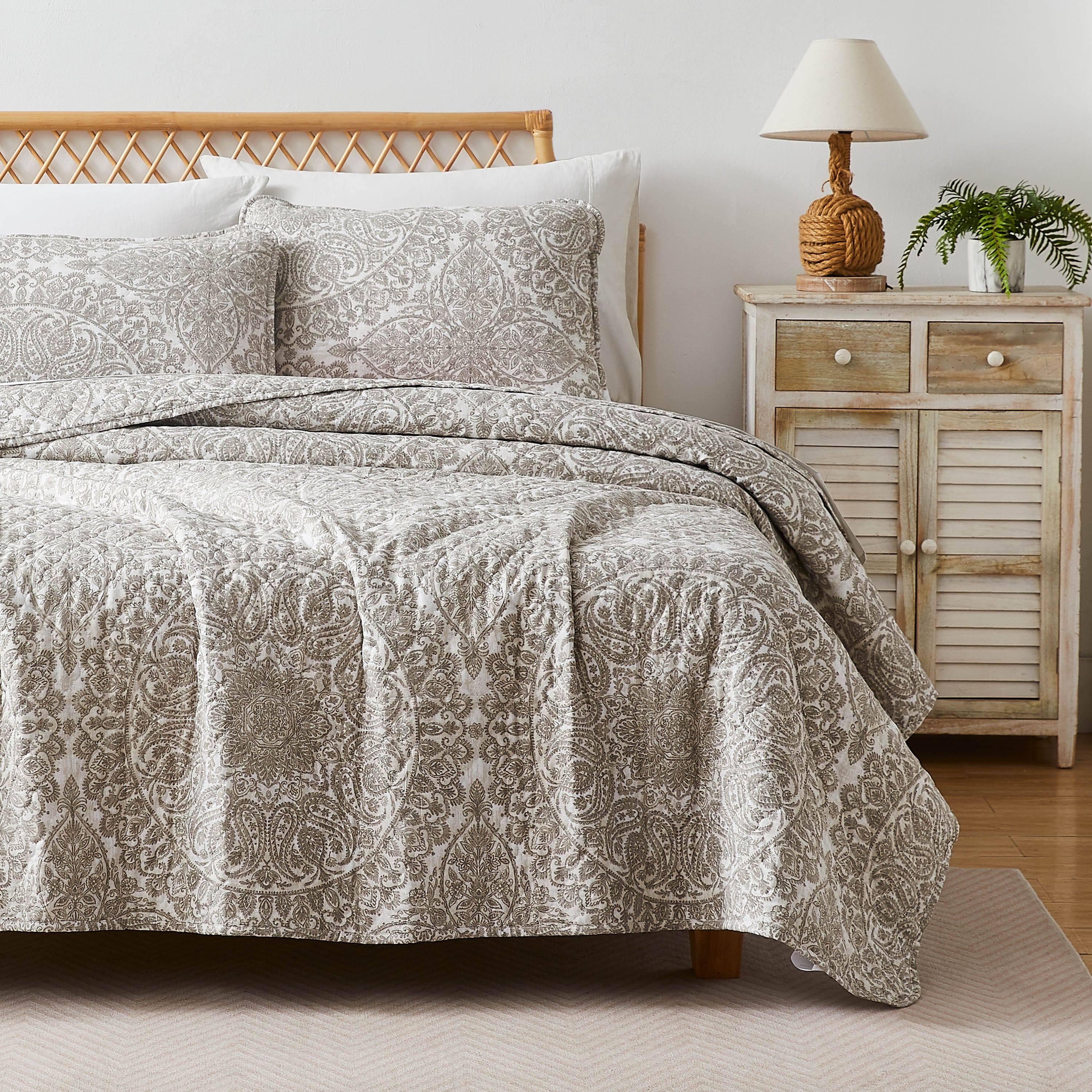 Ashanti Oversized Quilt Set