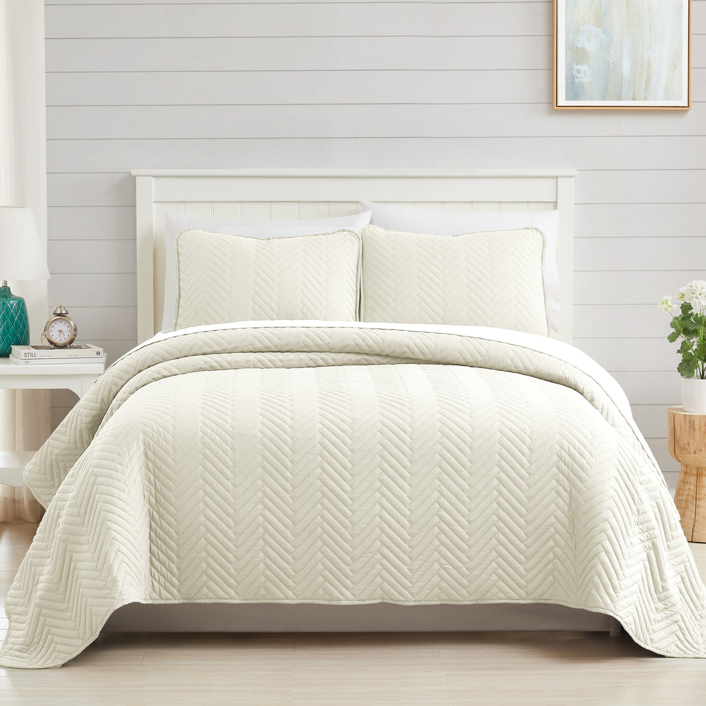 Chevron Oversized Quilt Set