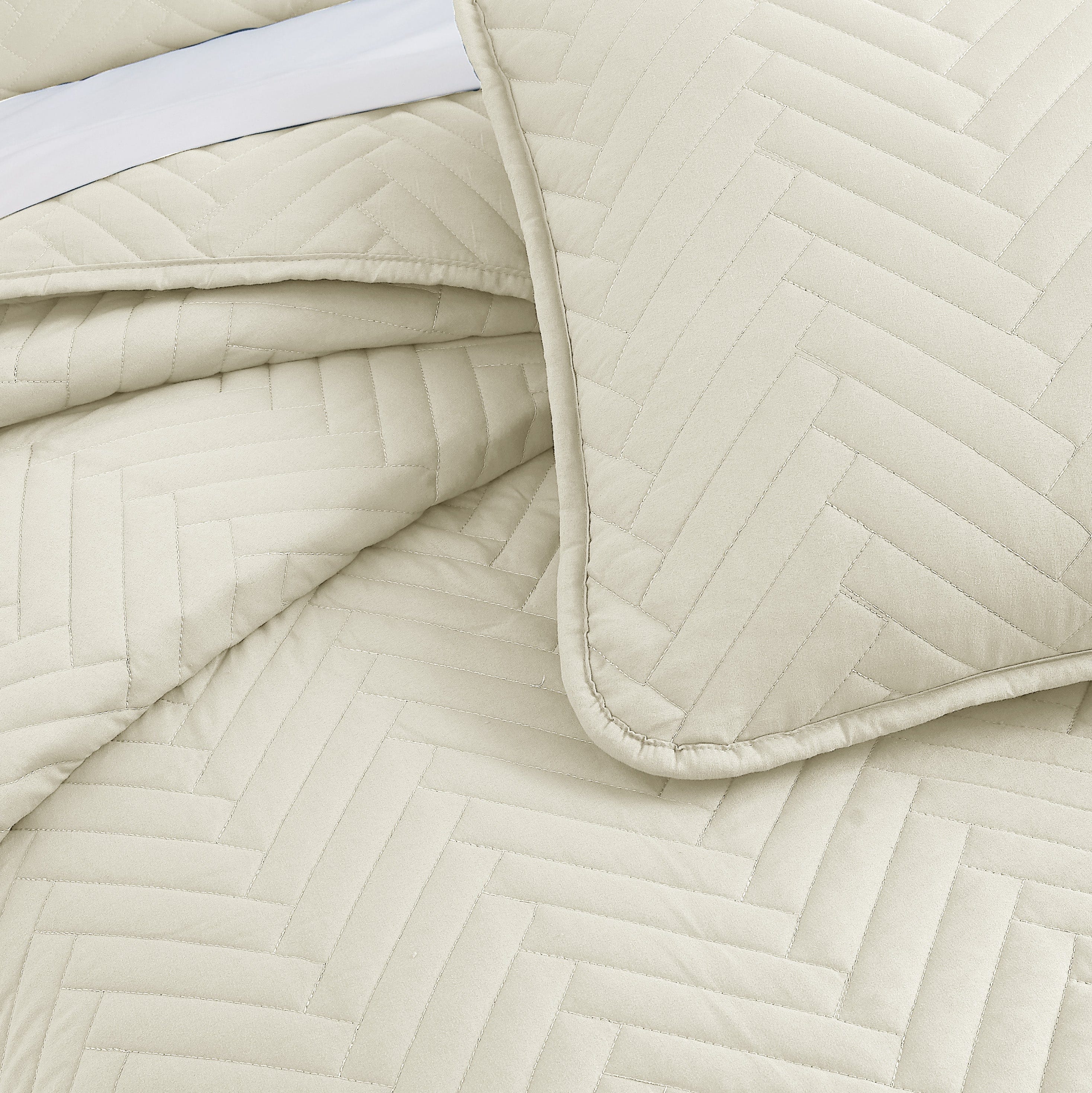 Chevron Oversized Quilt Set